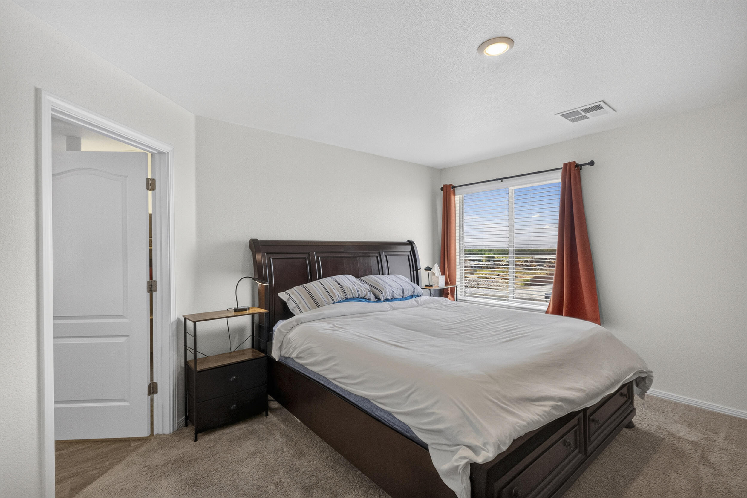 2304 Isabella Lane