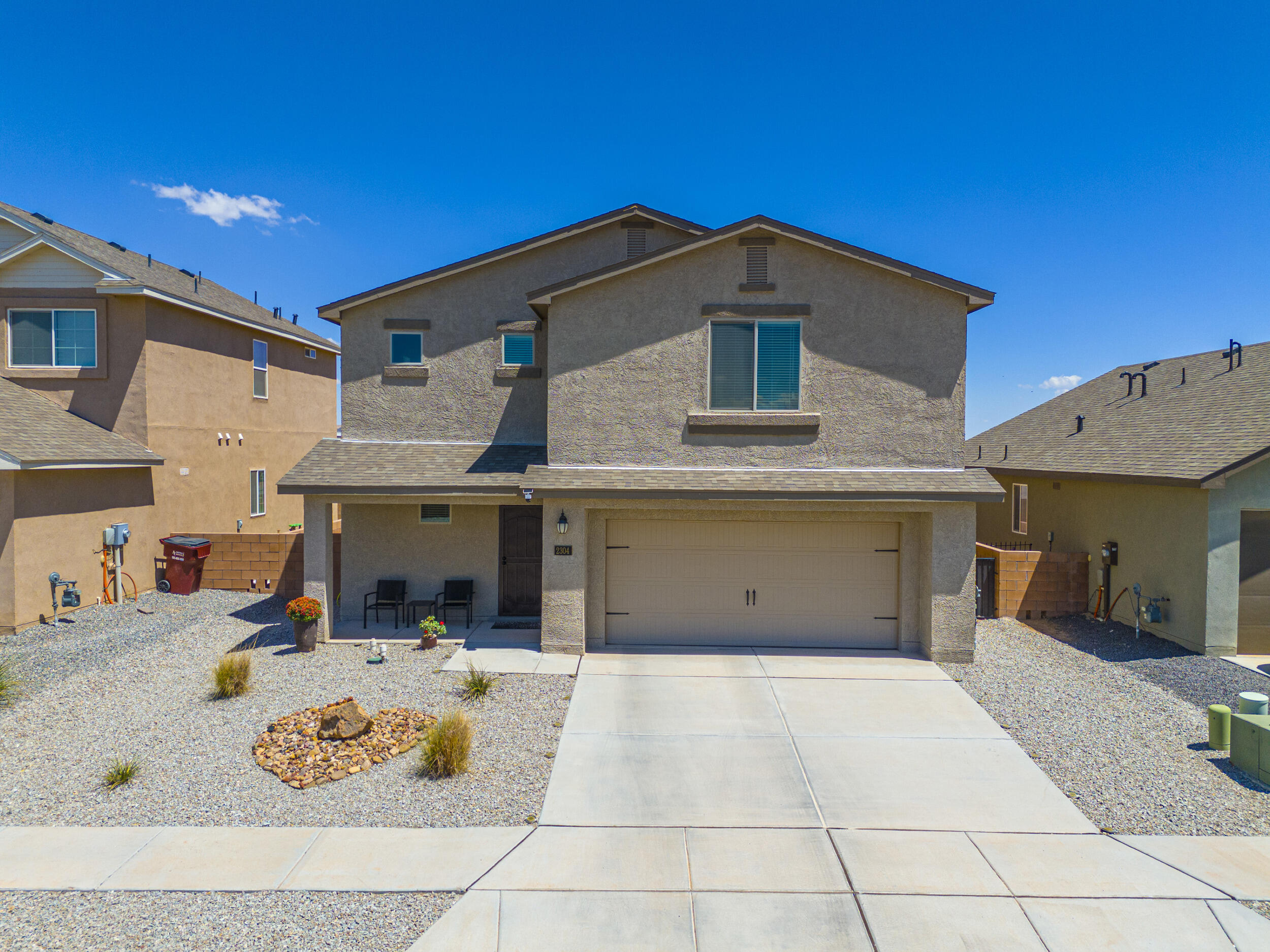 2304 Isabella Lane