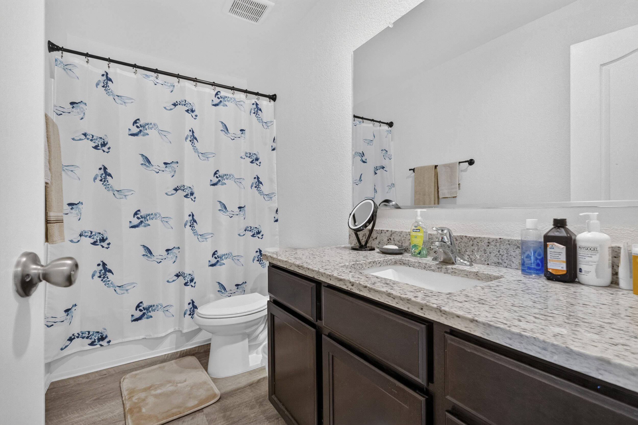 2304 Isabella Lane