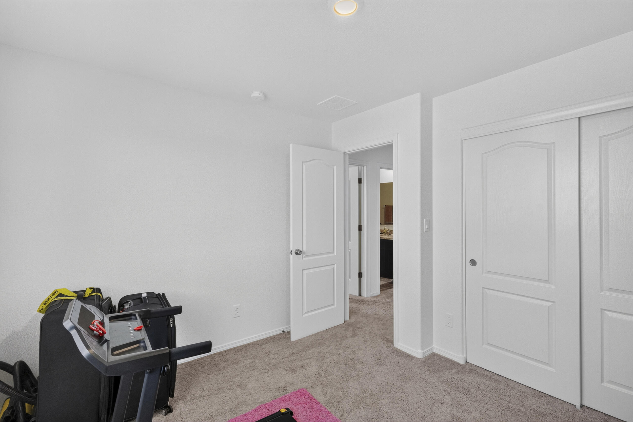2304 Isabella Lane