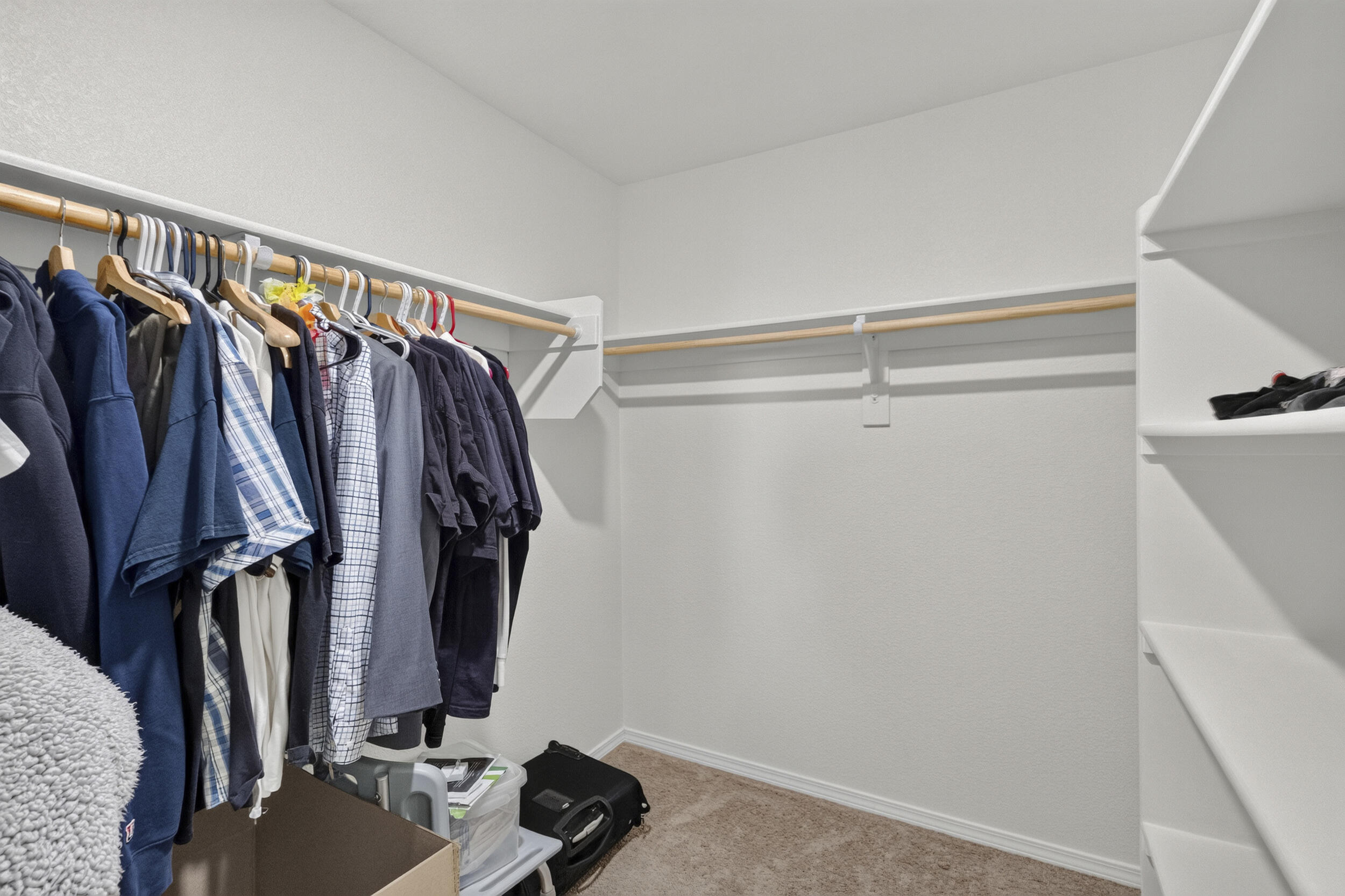 2304 Isabella Lane