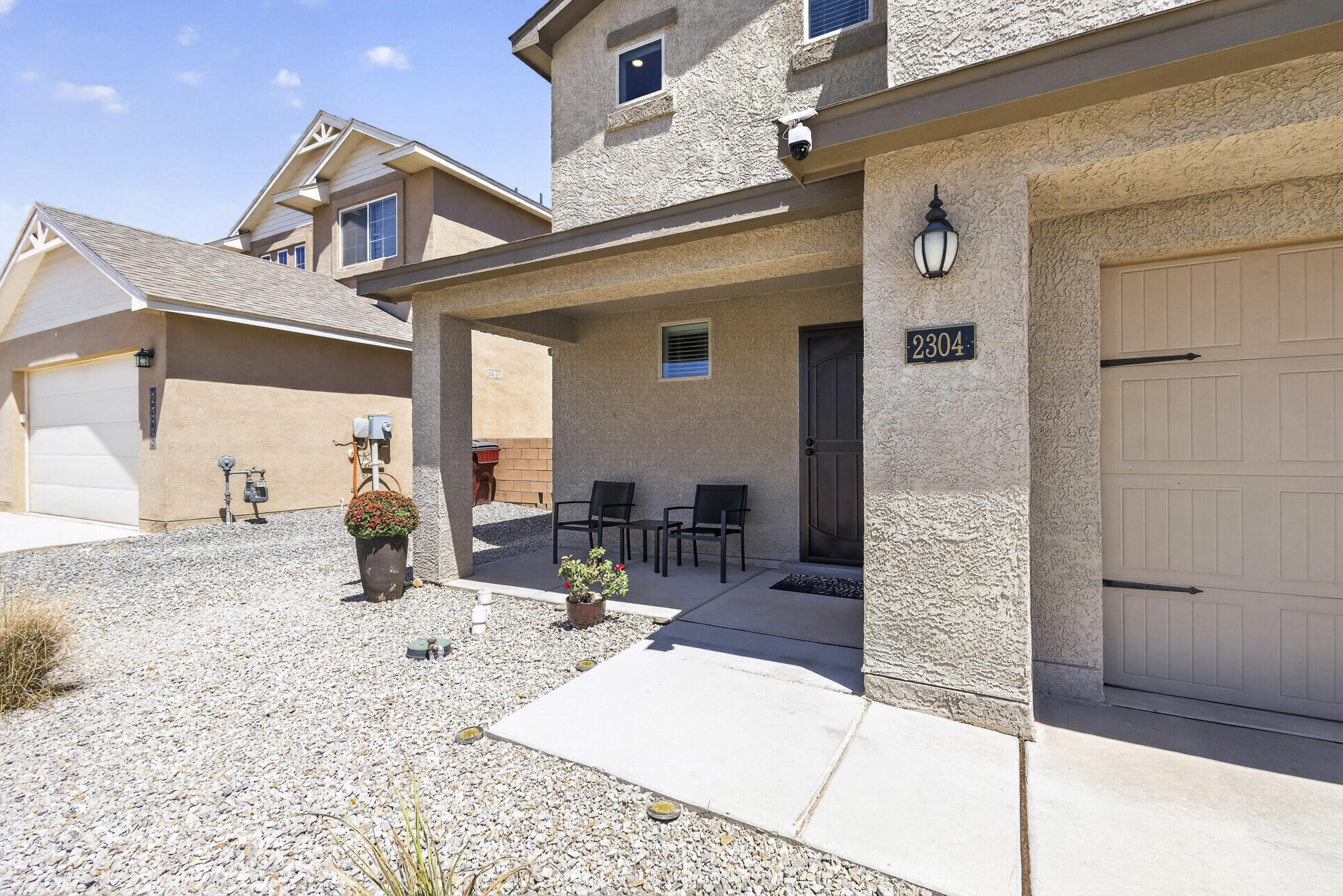 2304 Isabella Lane