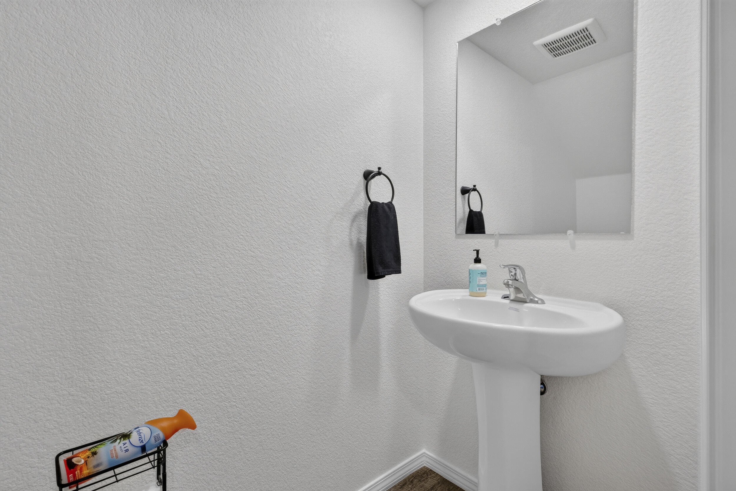 2304 Isabella Lane