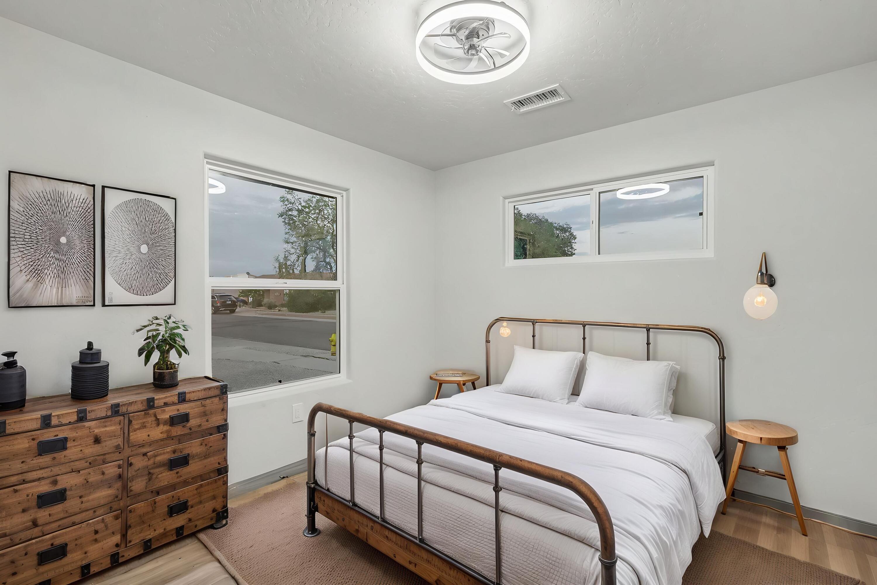 3101 Loma Pedregosa NW