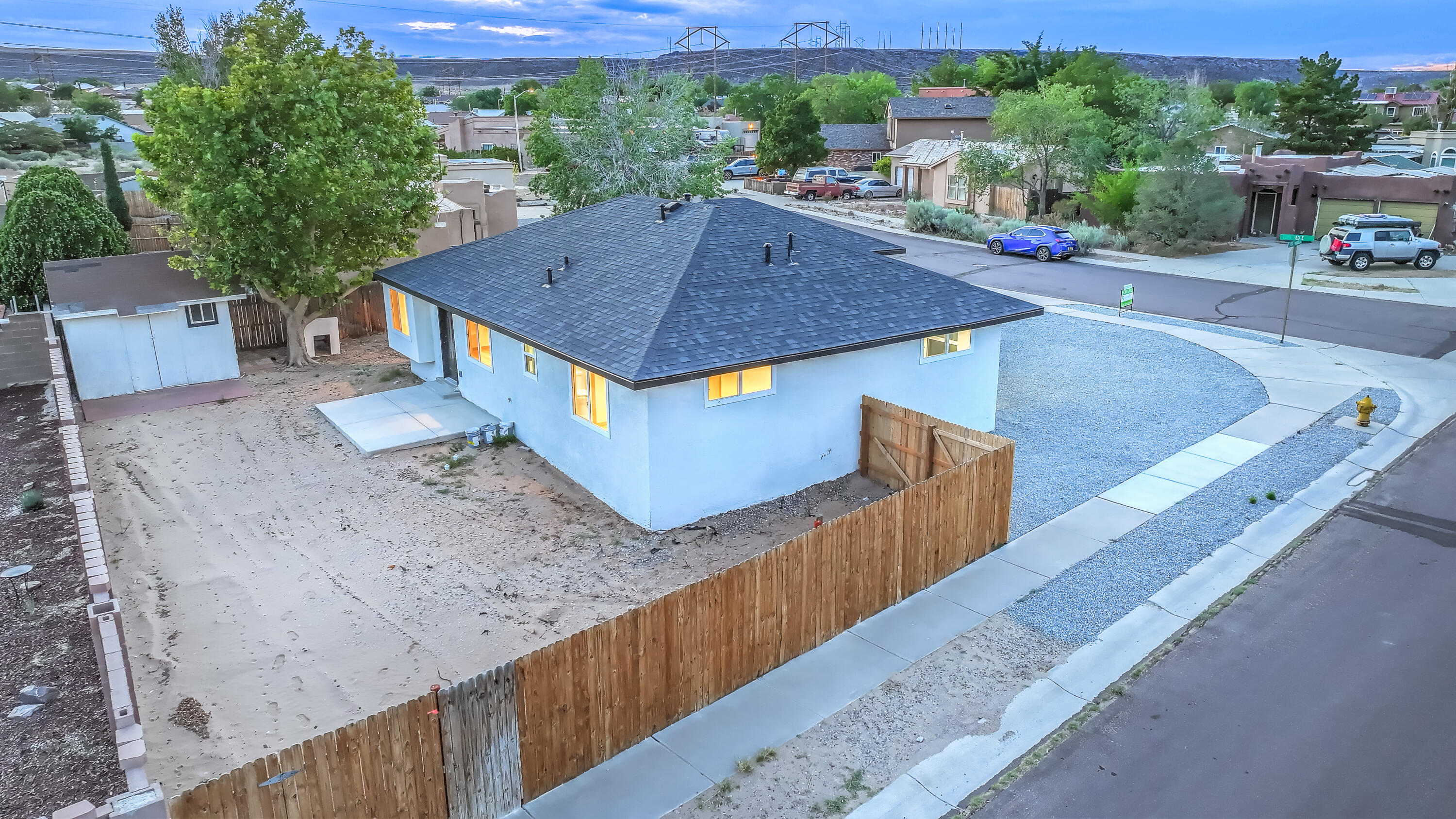 3101 Loma Pedregosa NW
