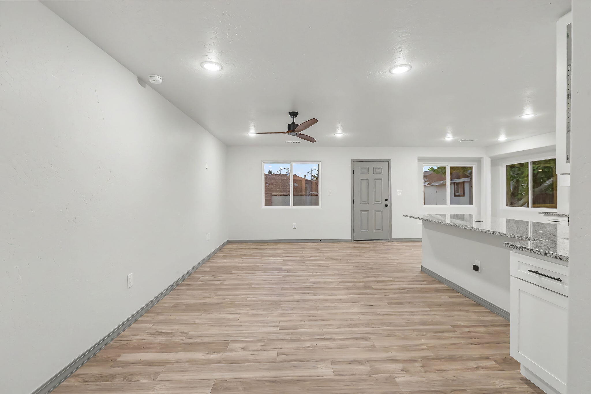 3101 Loma Pedregosa NW