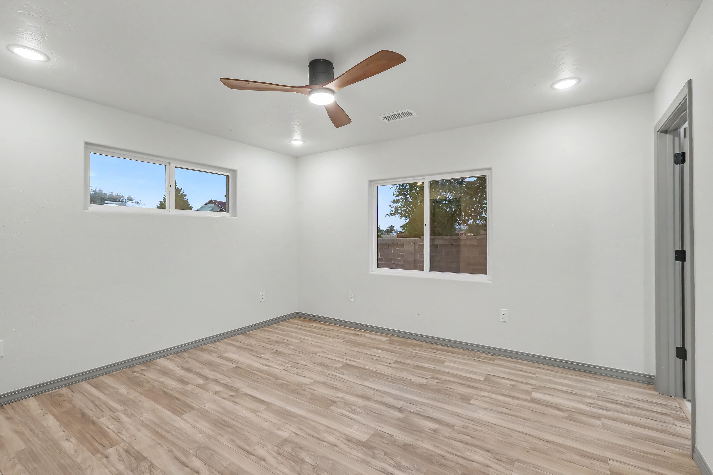 3101 Loma Pedregosa NW