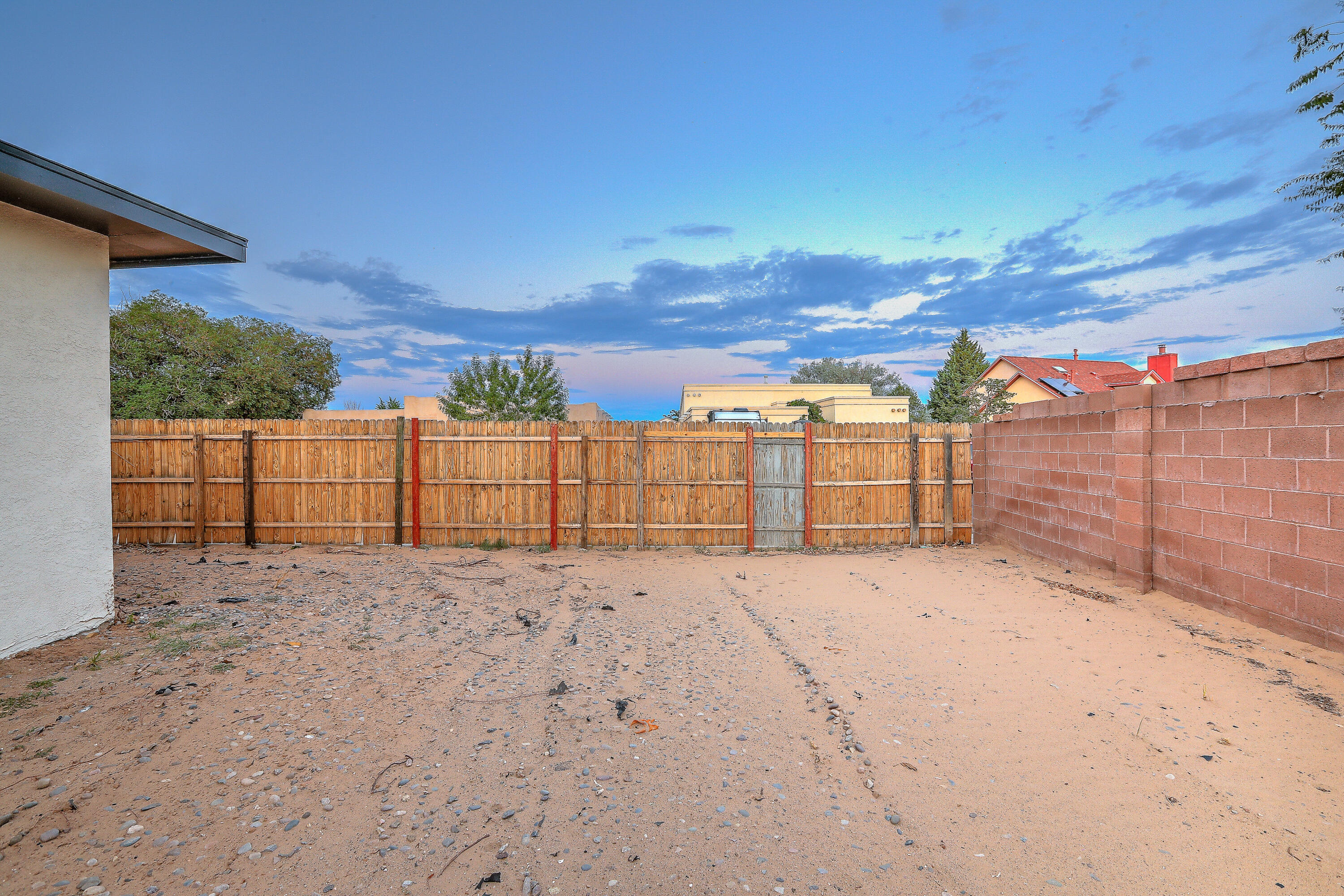 3101 Loma Pedregosa NW