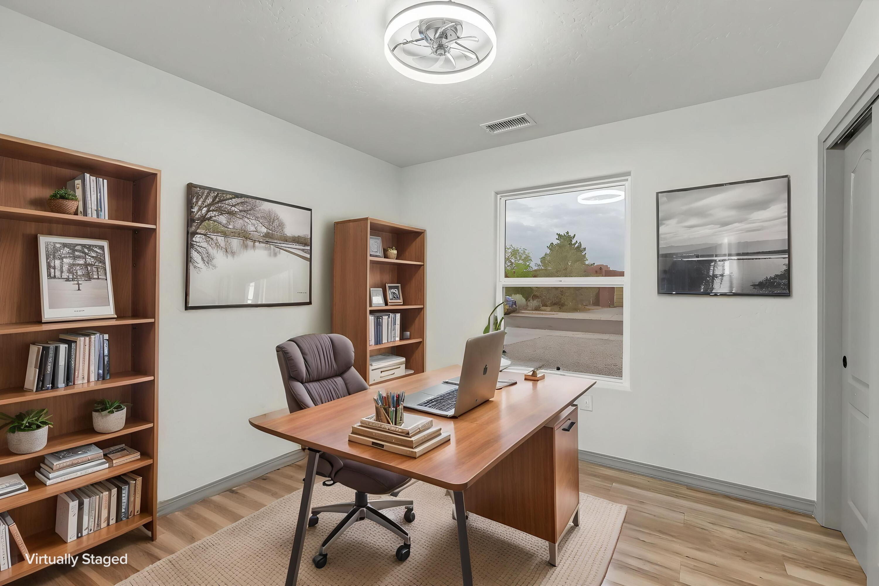 3101 Loma Pedregosa NW