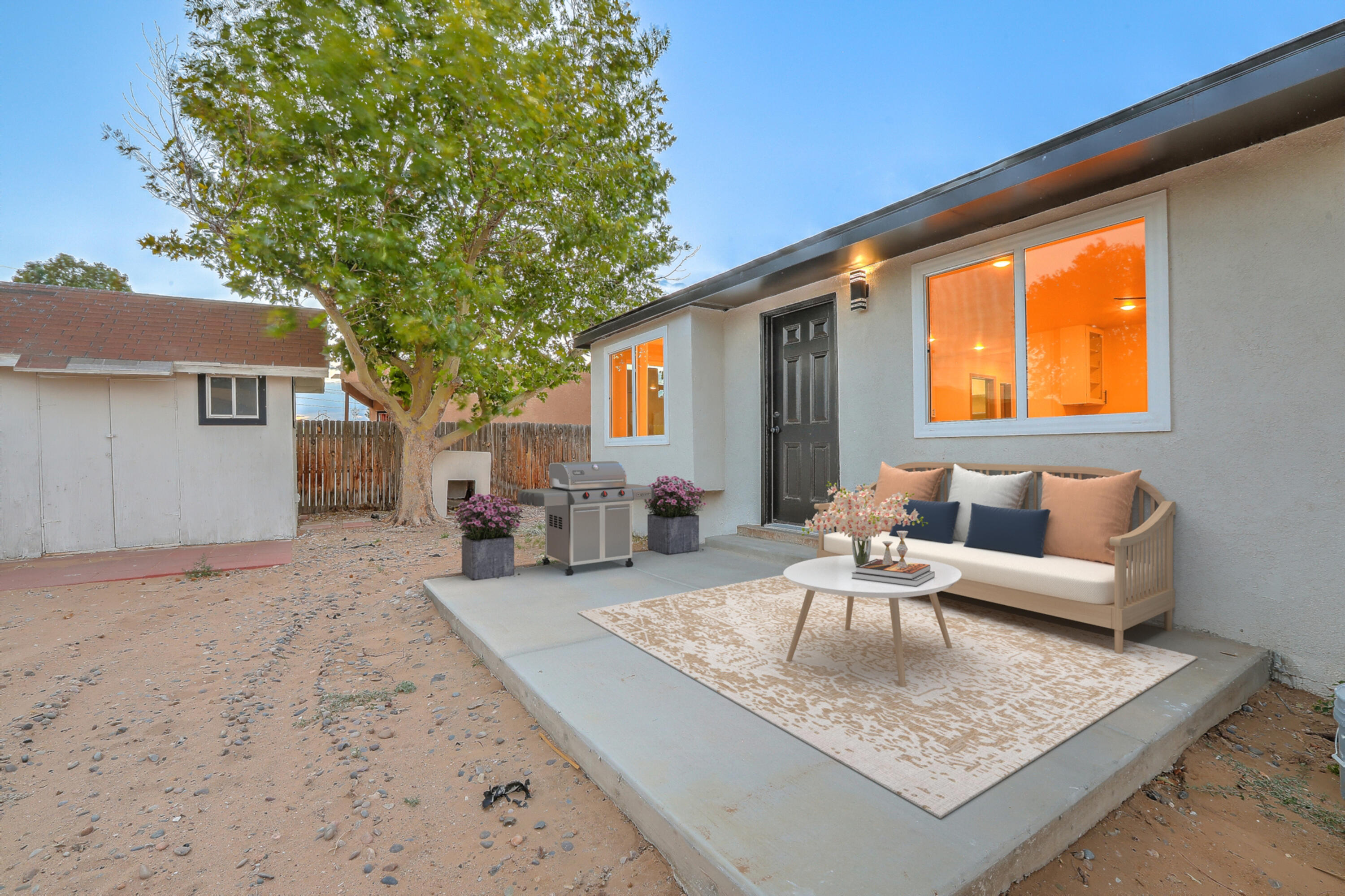 3101 Loma Pedregosa NW