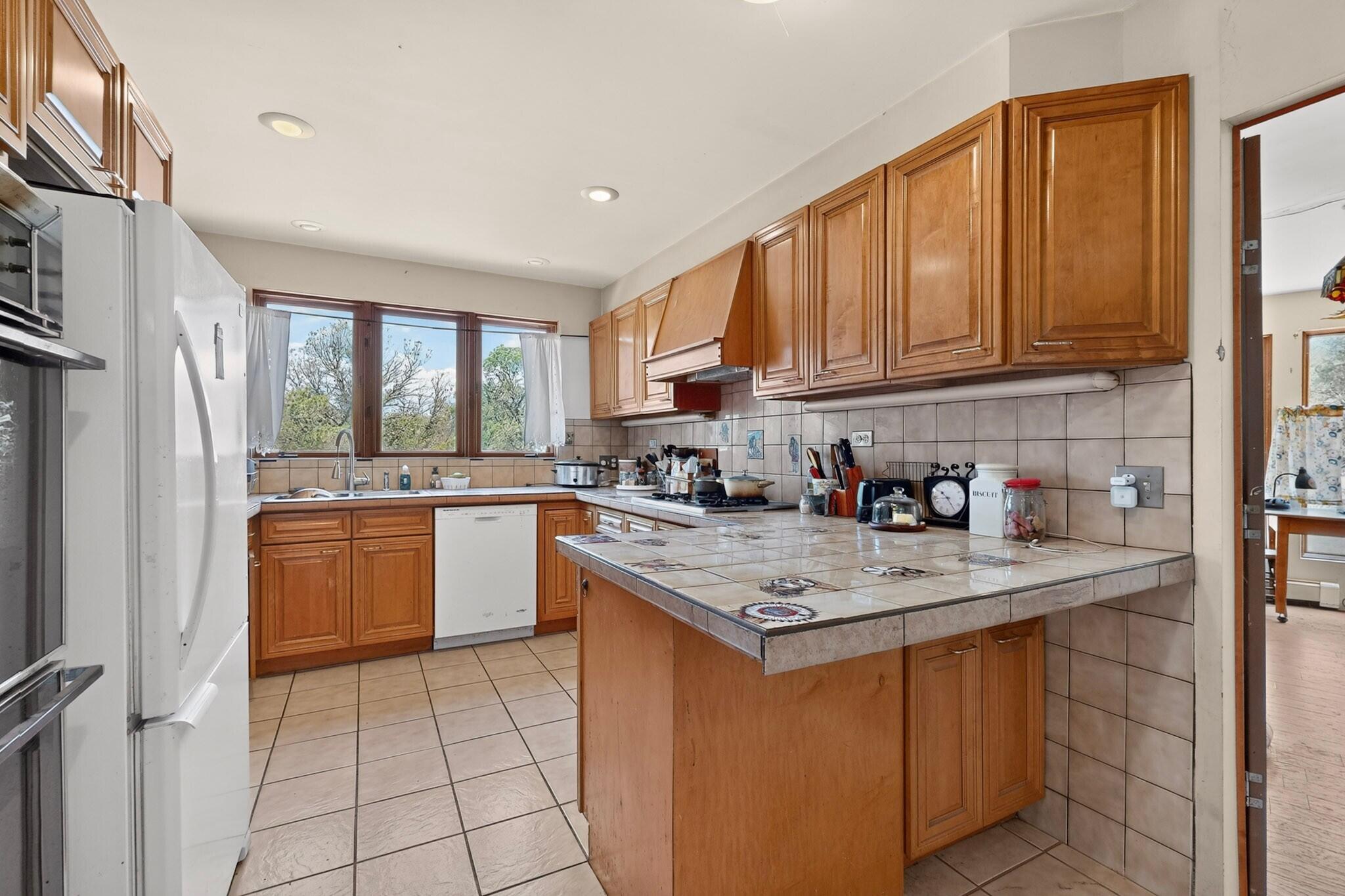 61 Coyote Road