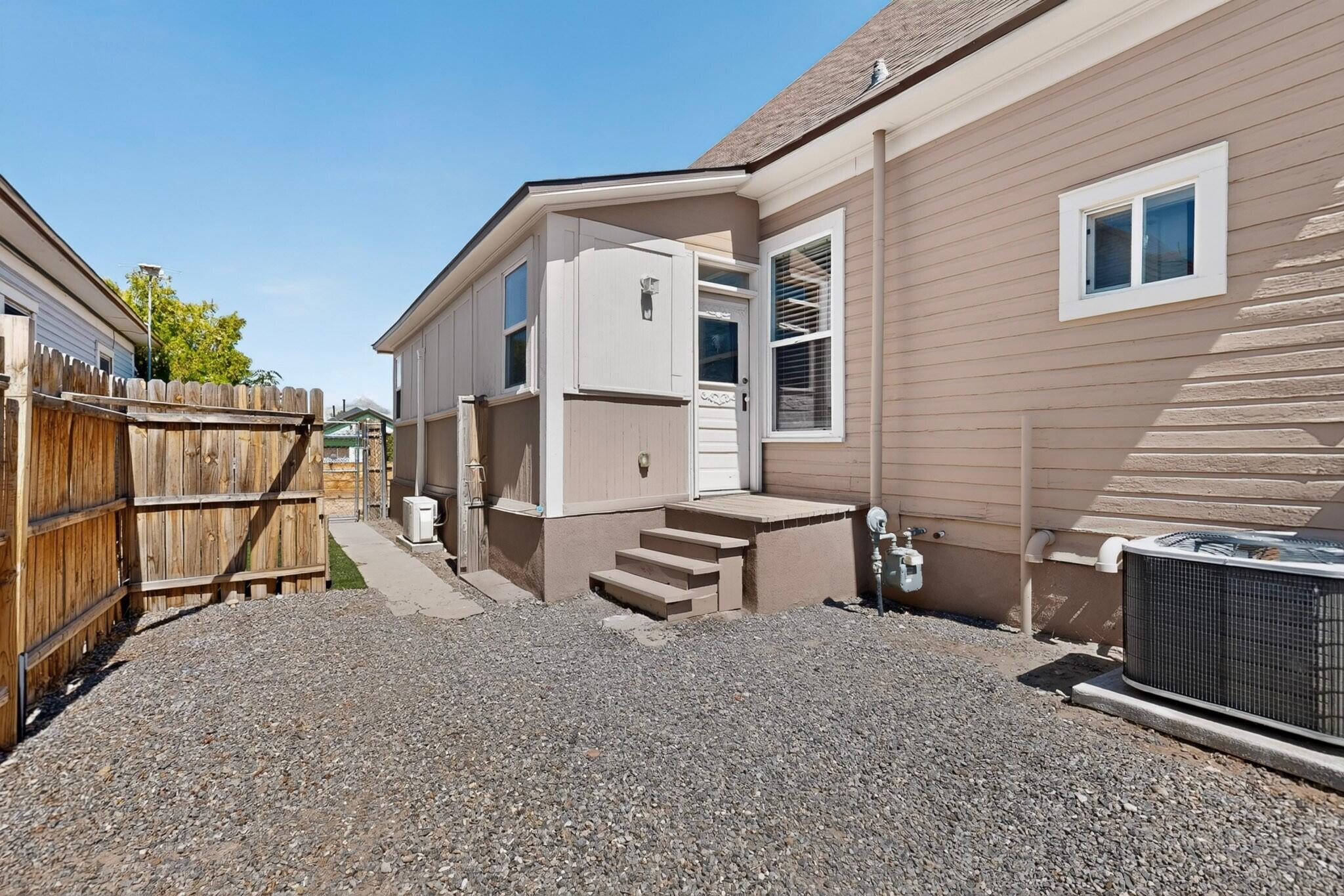 514 High Street SE