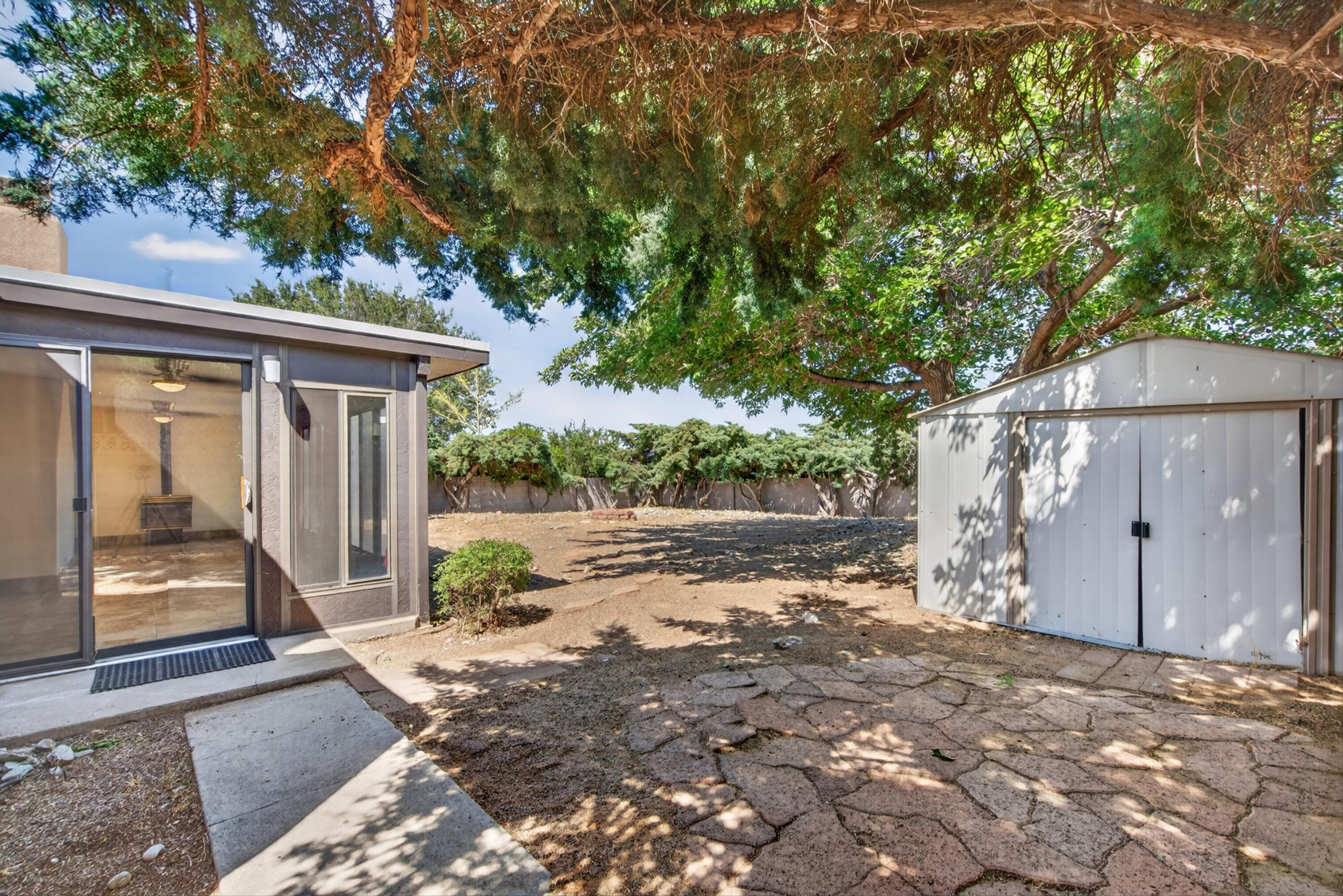 1129 Monte Largo Drive NE