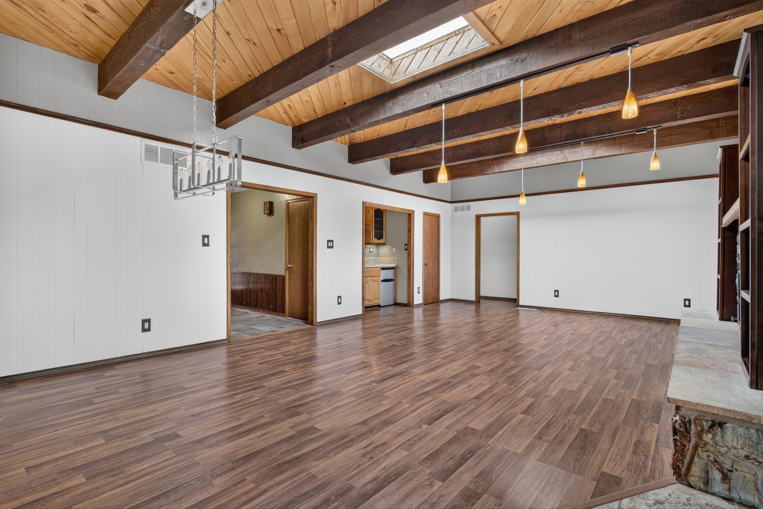 1129 Monte Largo Drive NE