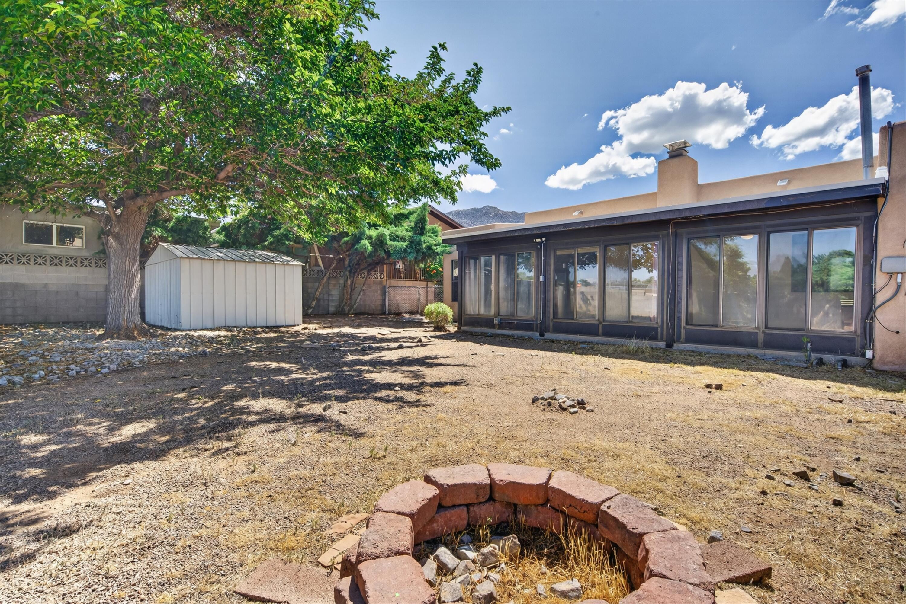 1129 Monte Largo Drive NE