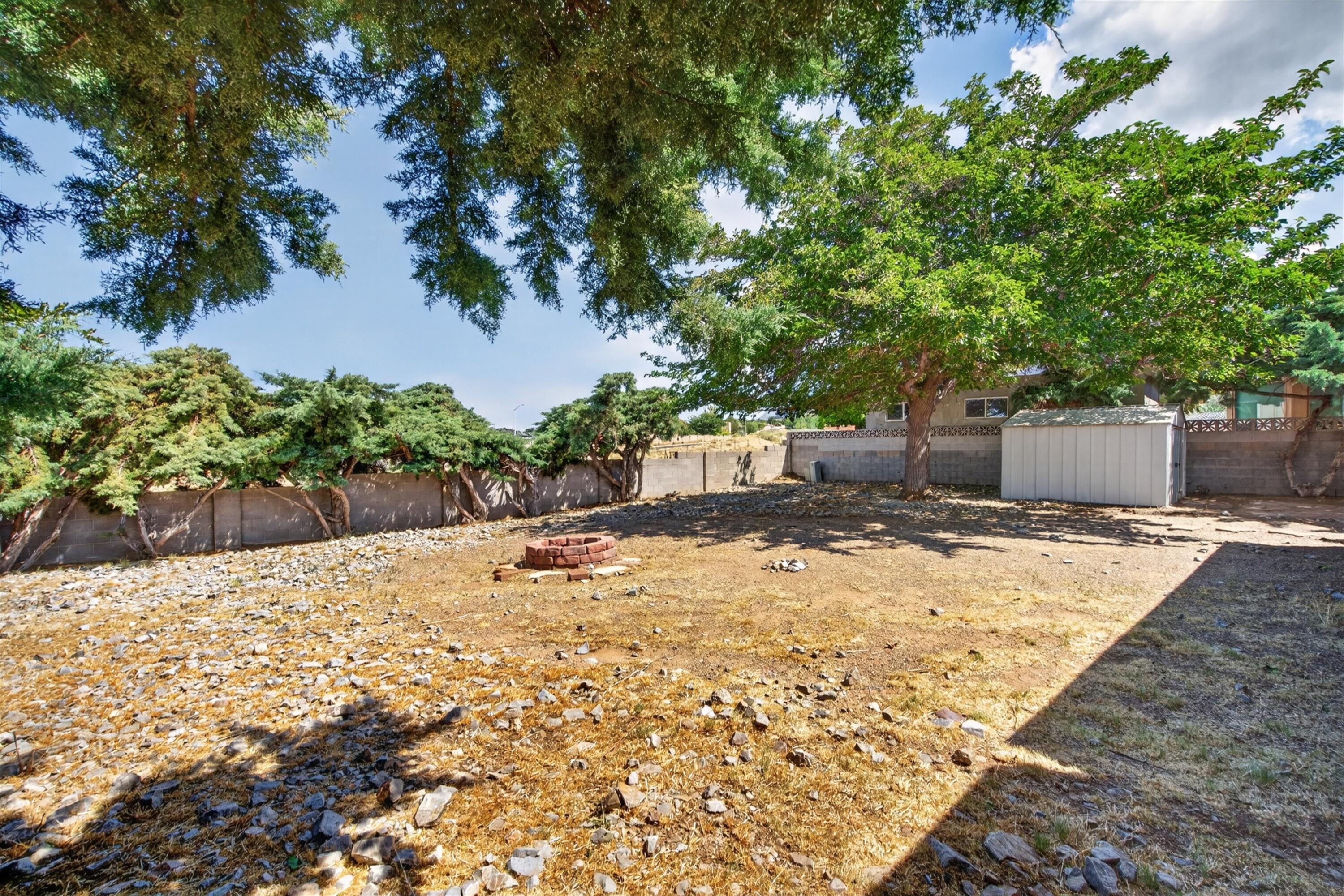 1129 Monte Largo Drive NE