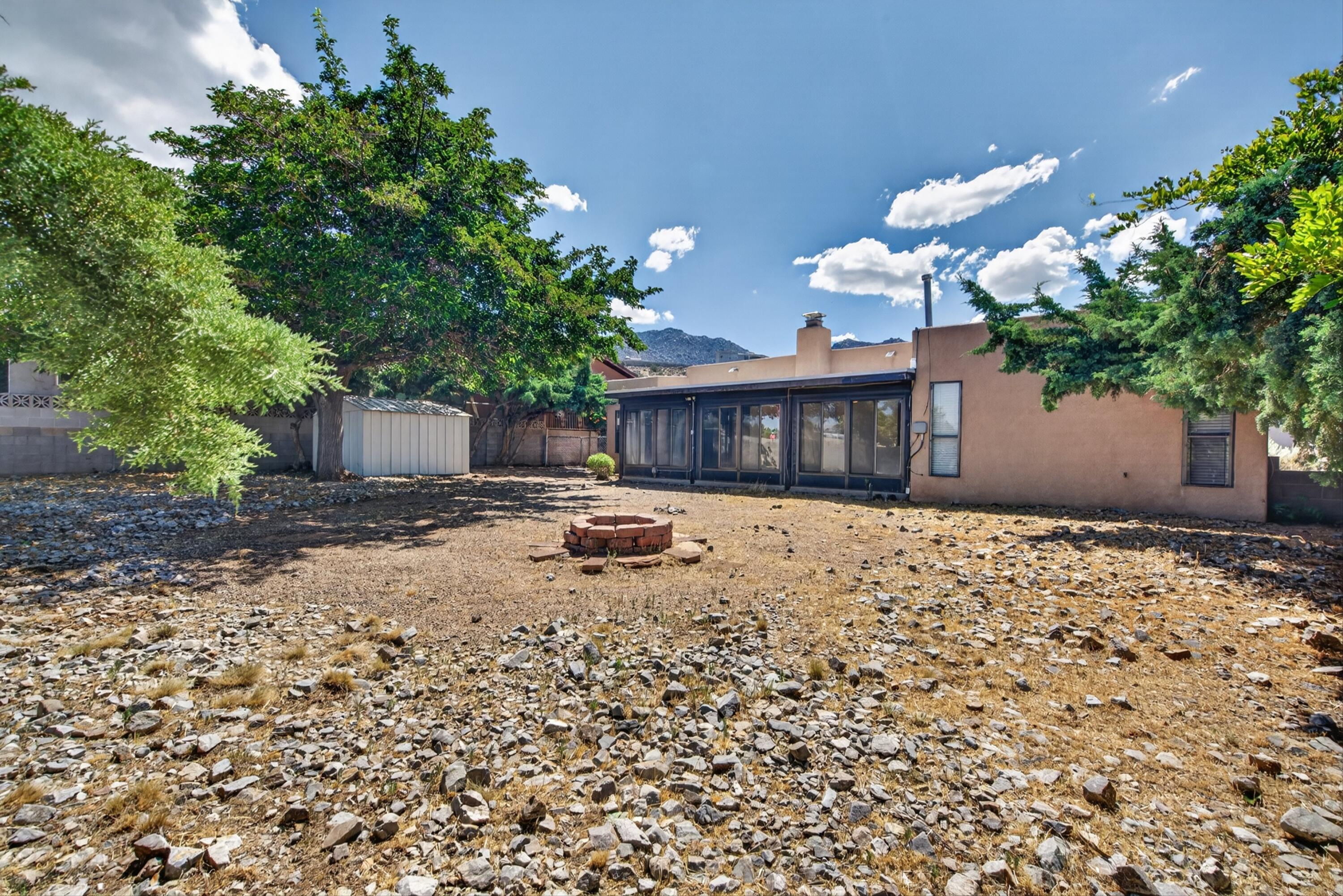 1129 Monte Largo Drive NE