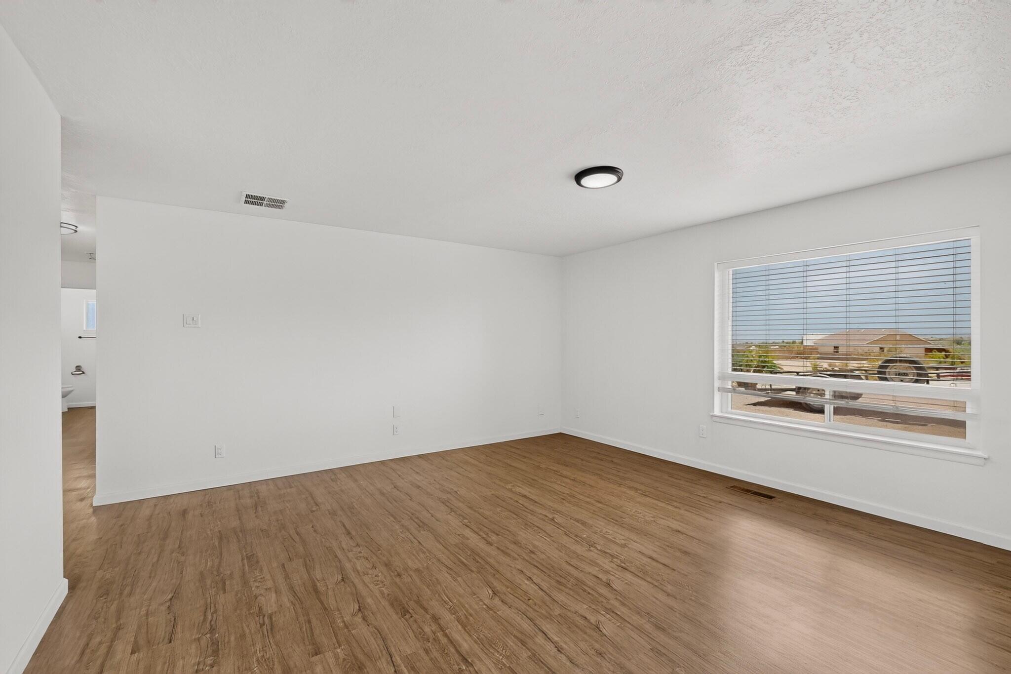 135 Tarpon Avenue SE