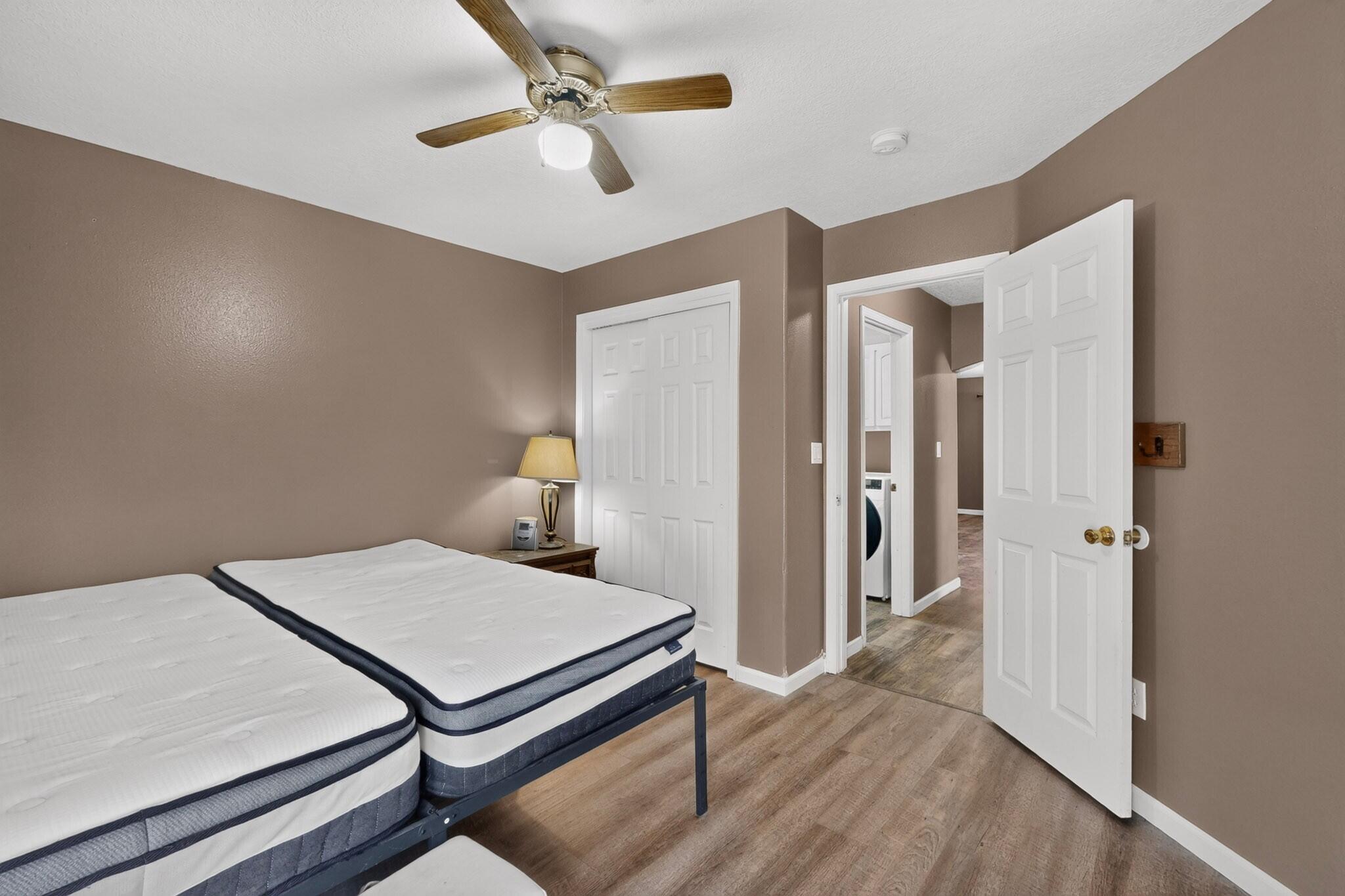 1341 Vista Centro Drive SW