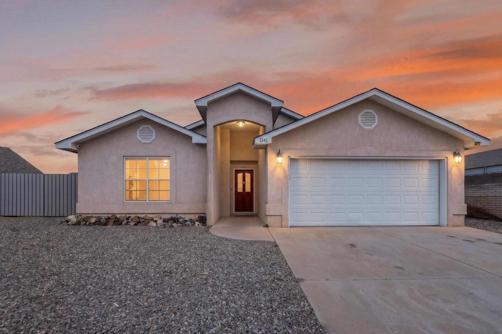1341 Vista Centro Drive SW