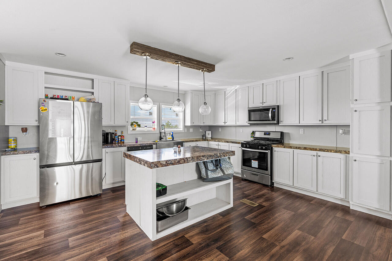 3 San Pasquale Avenue