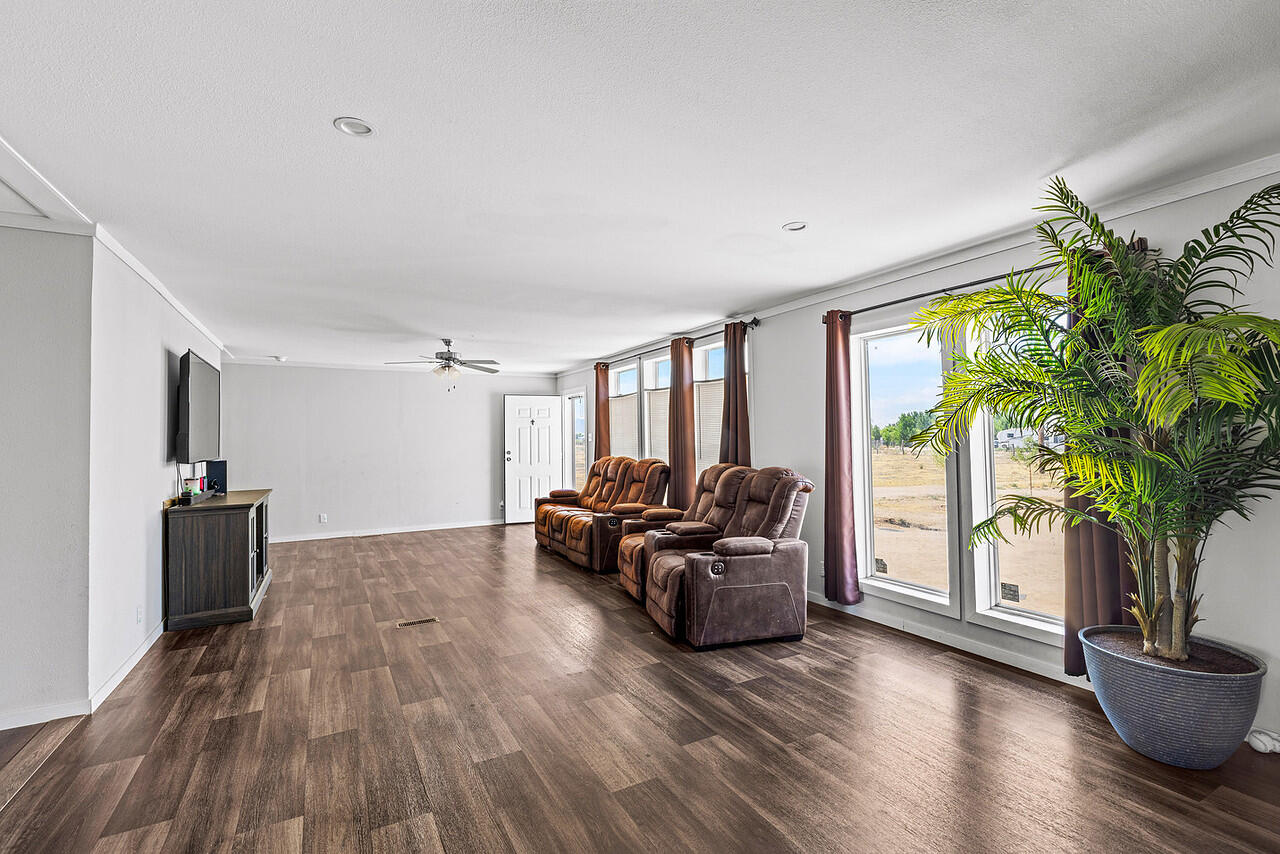 3 San Pasquale Avenue