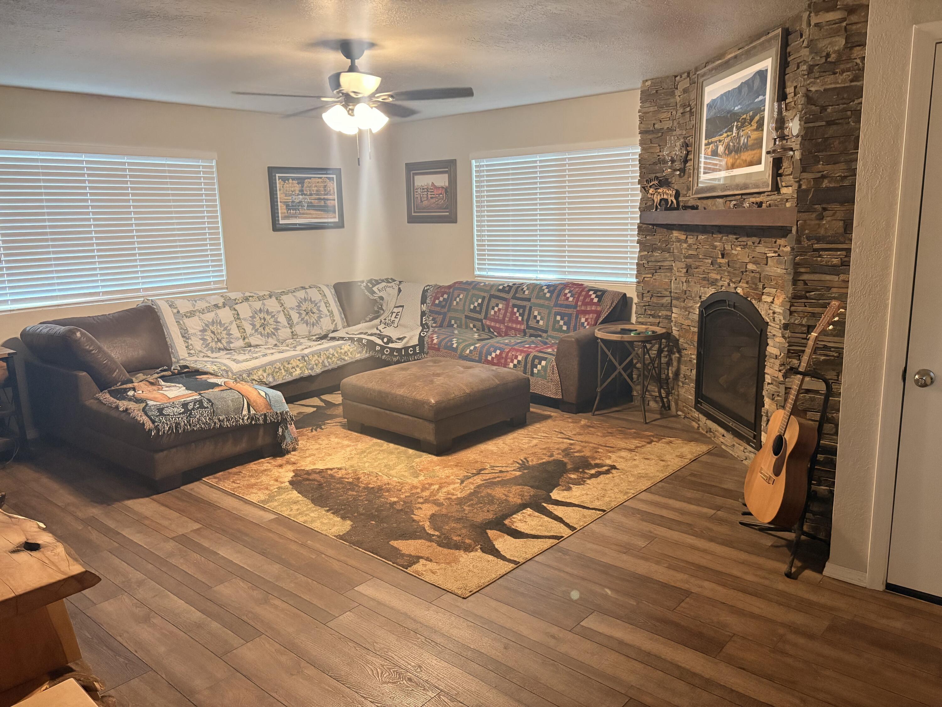 1215 Caballo Lane