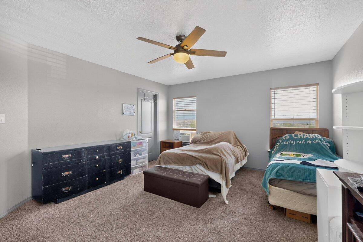 492 Desert Mist Drive SW