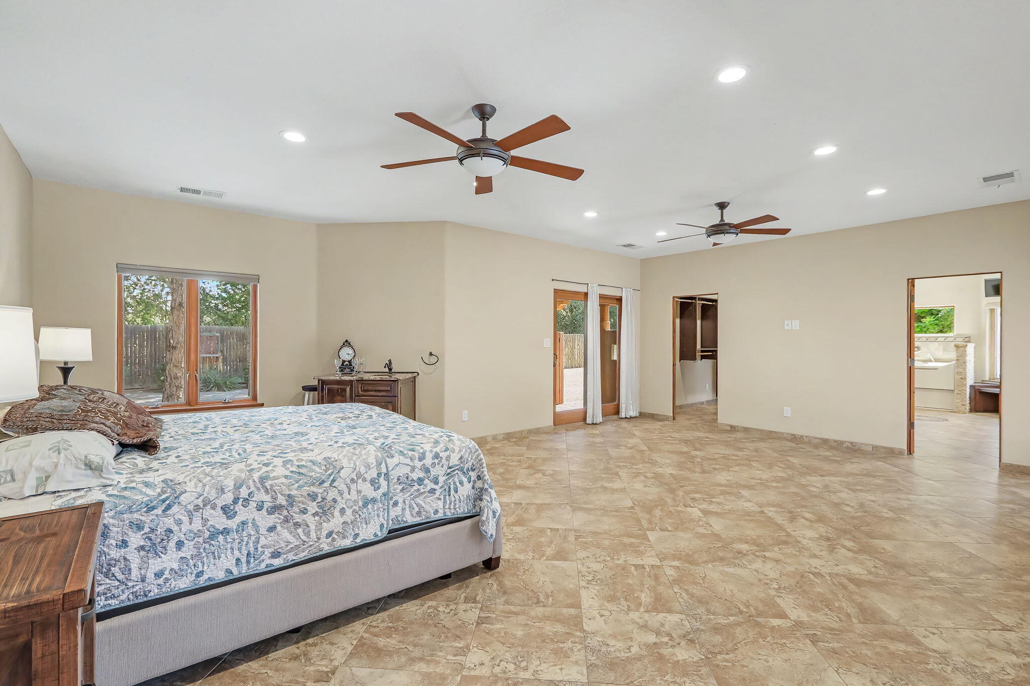 1250 Loma Larga Road