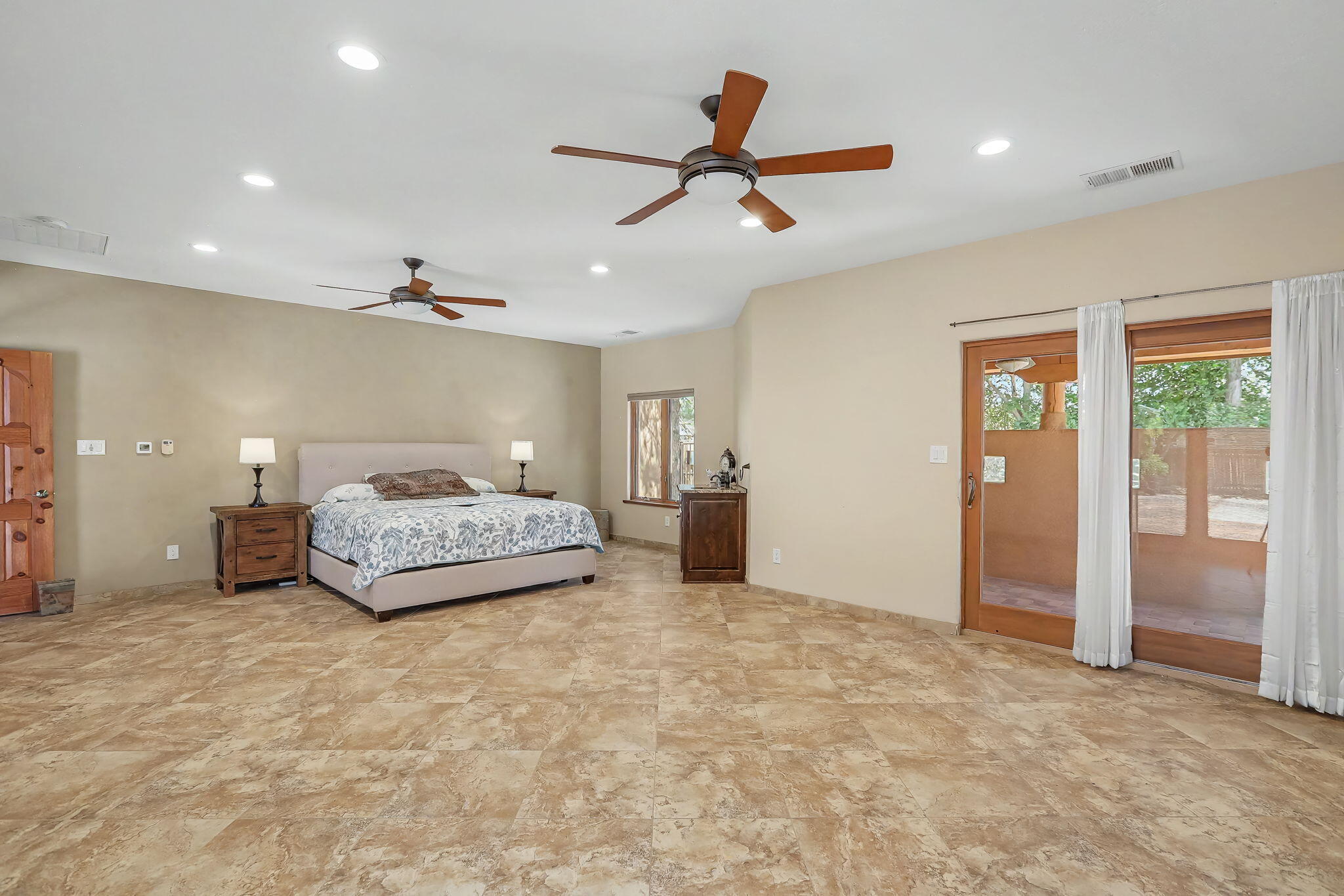 1250 Loma Larga Road