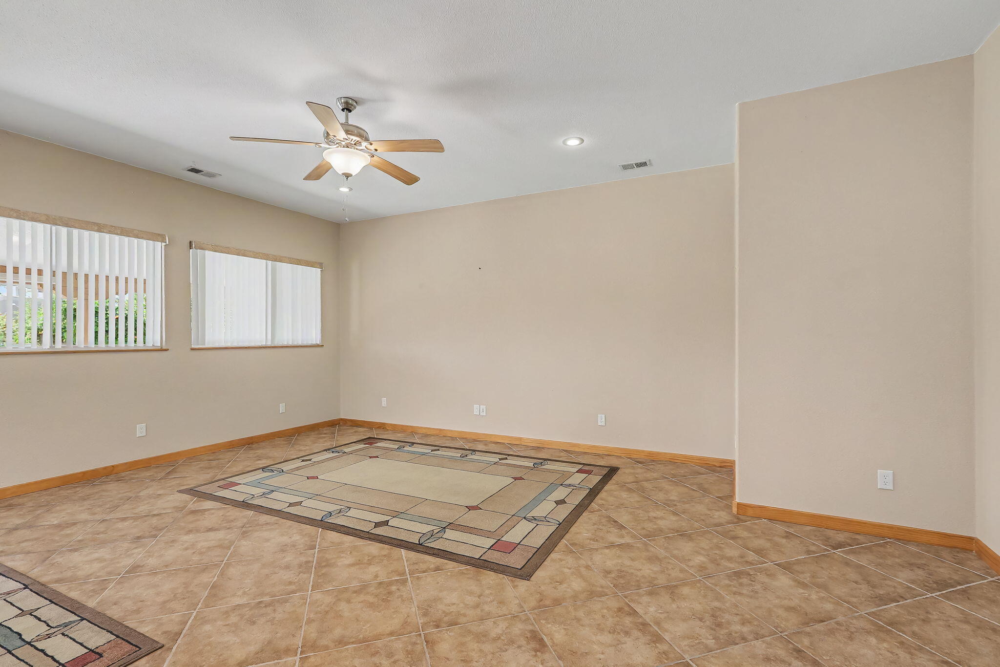 1250 Loma Larga Road