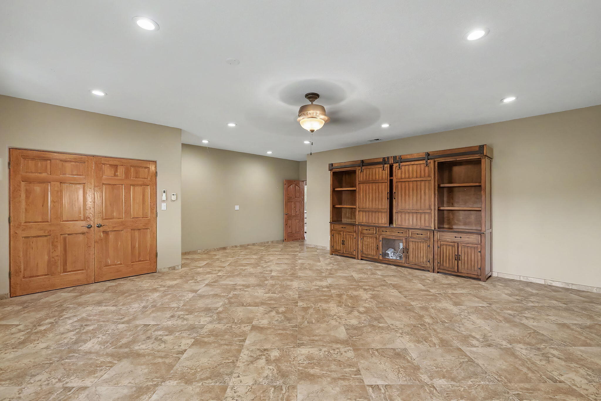 1250 Loma Larga Road