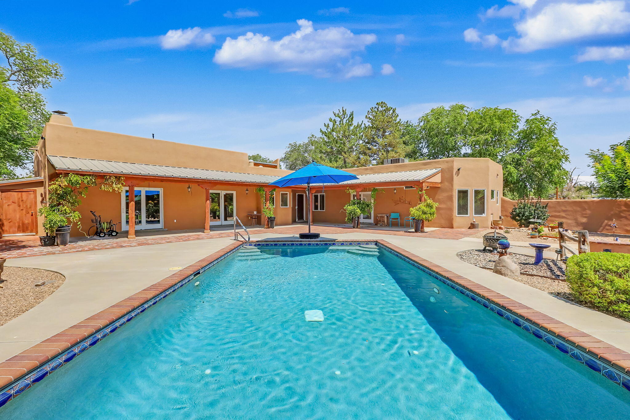 1250 Loma Larga Road