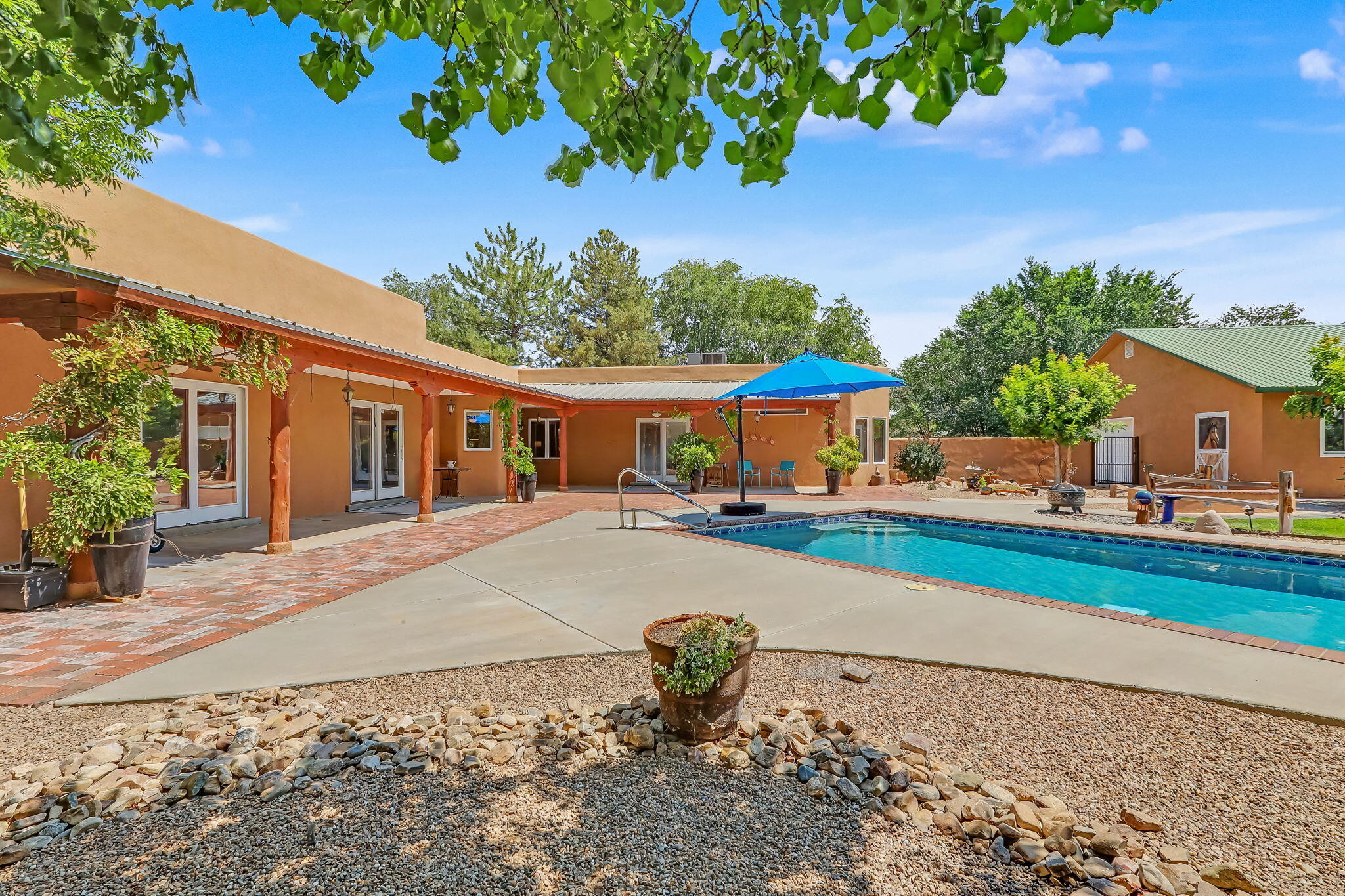 1250 Loma Larga Road