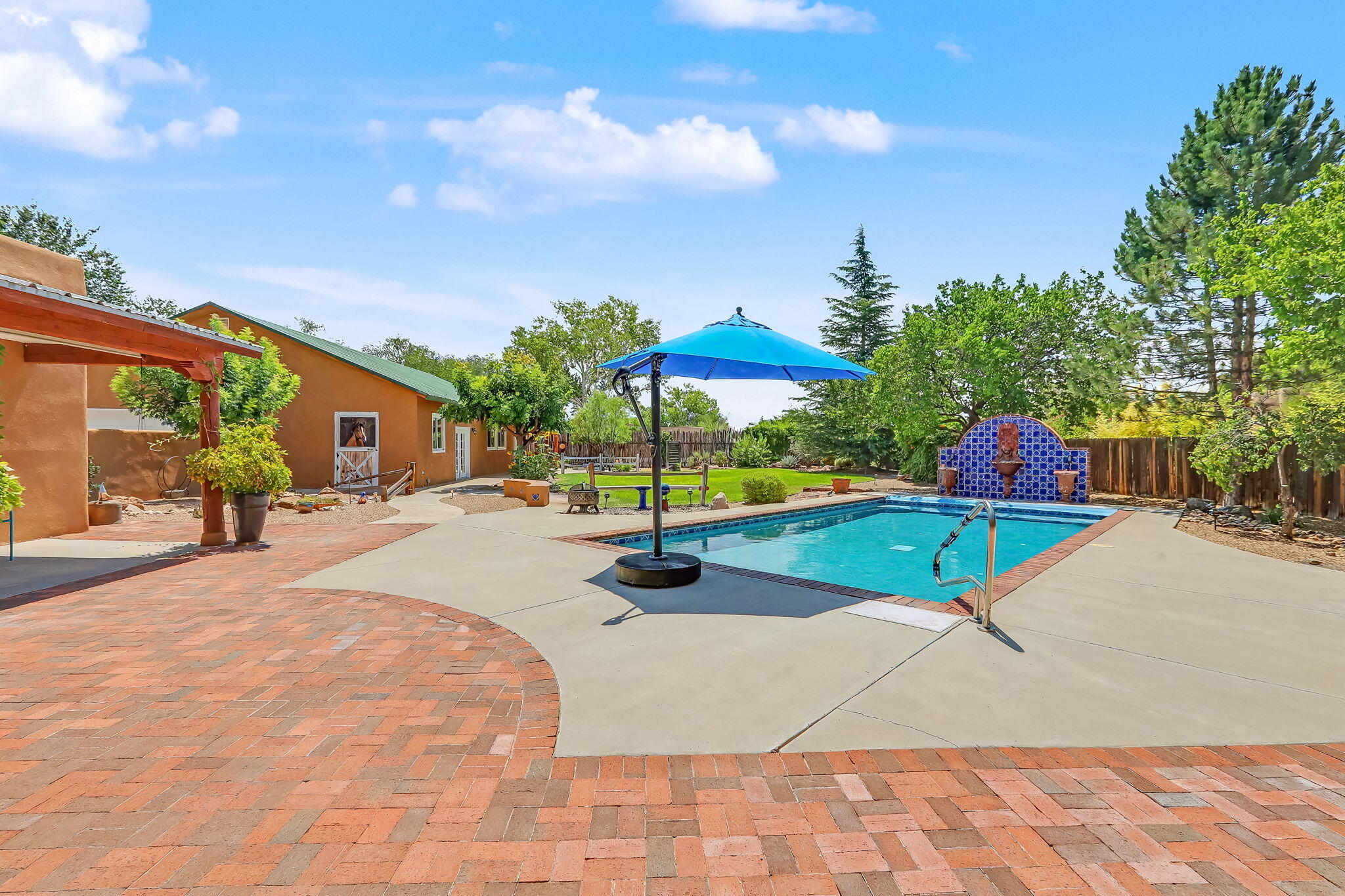 1250 Loma Larga Road