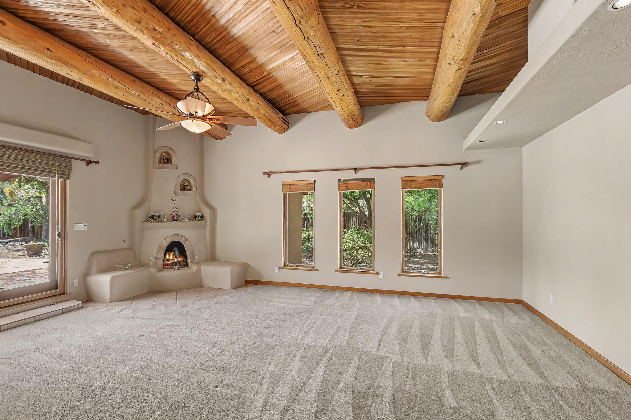 1250 Loma Larga Road