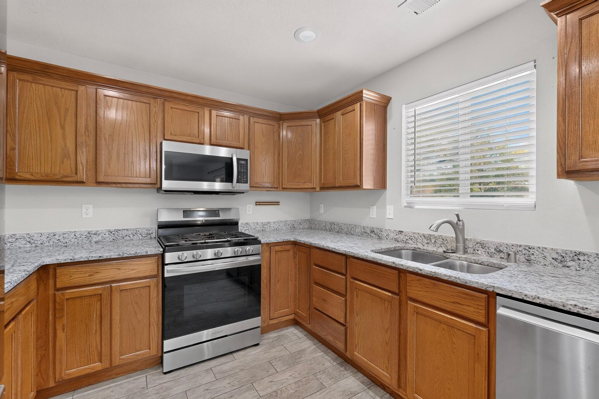 213 Boot Hill Loop SW