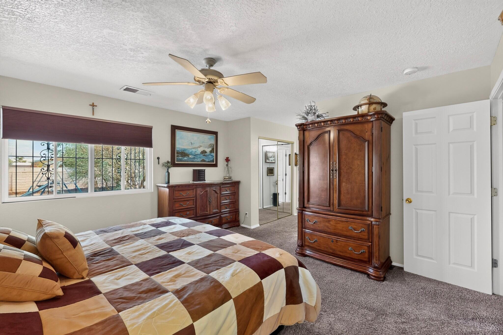 6977 Albany Hills Drive NE