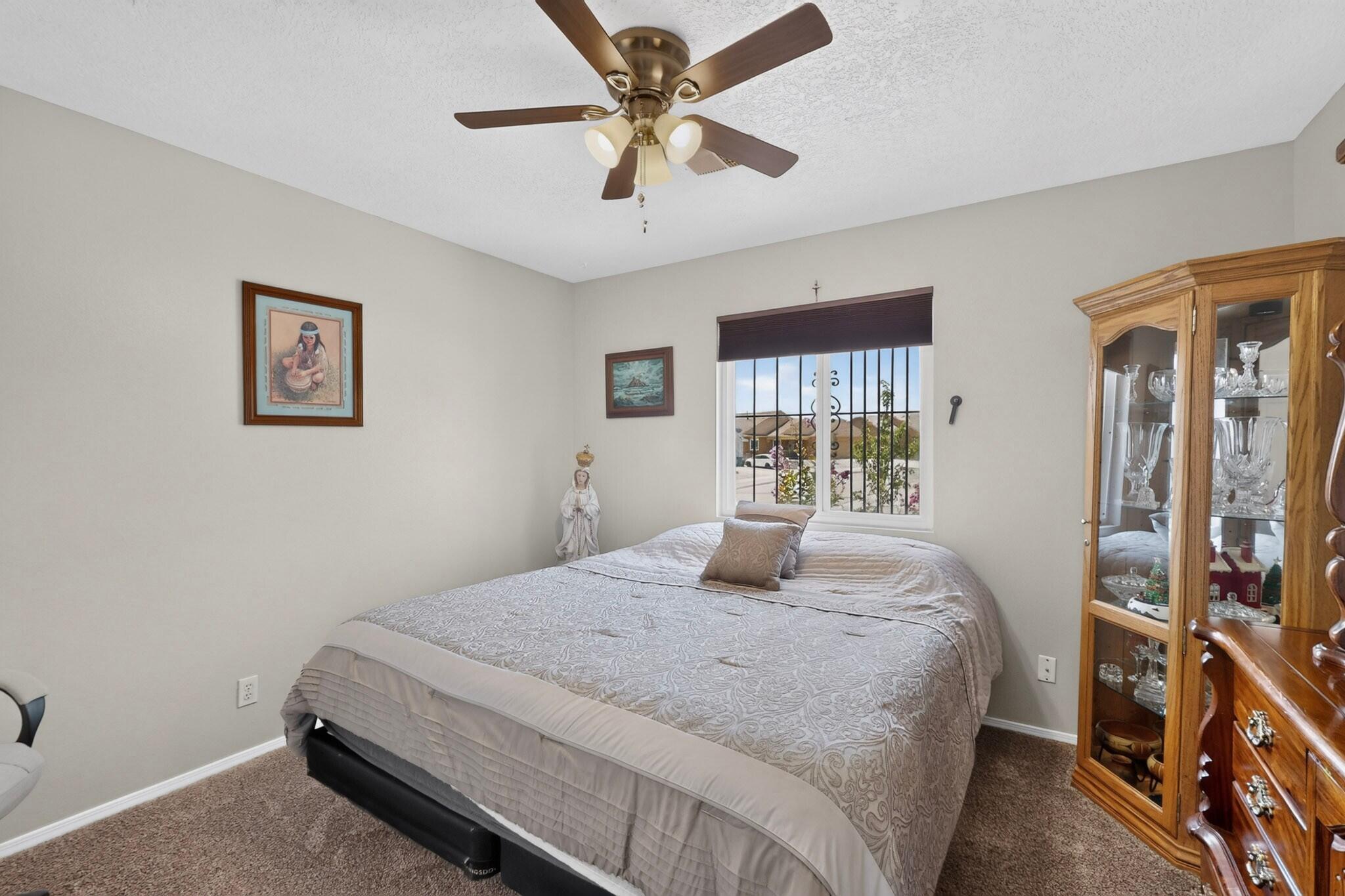6977 Albany Hills Drive NE