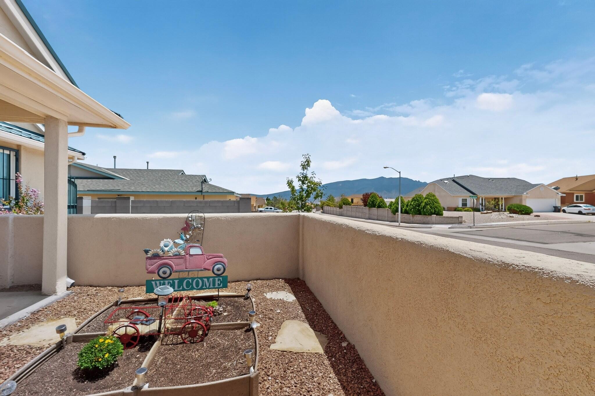 6977 Albany Hills Drive NE
