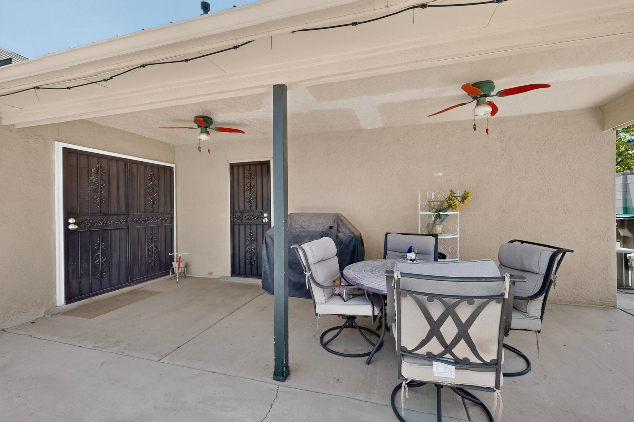 6977 Albany Hills Drive NE