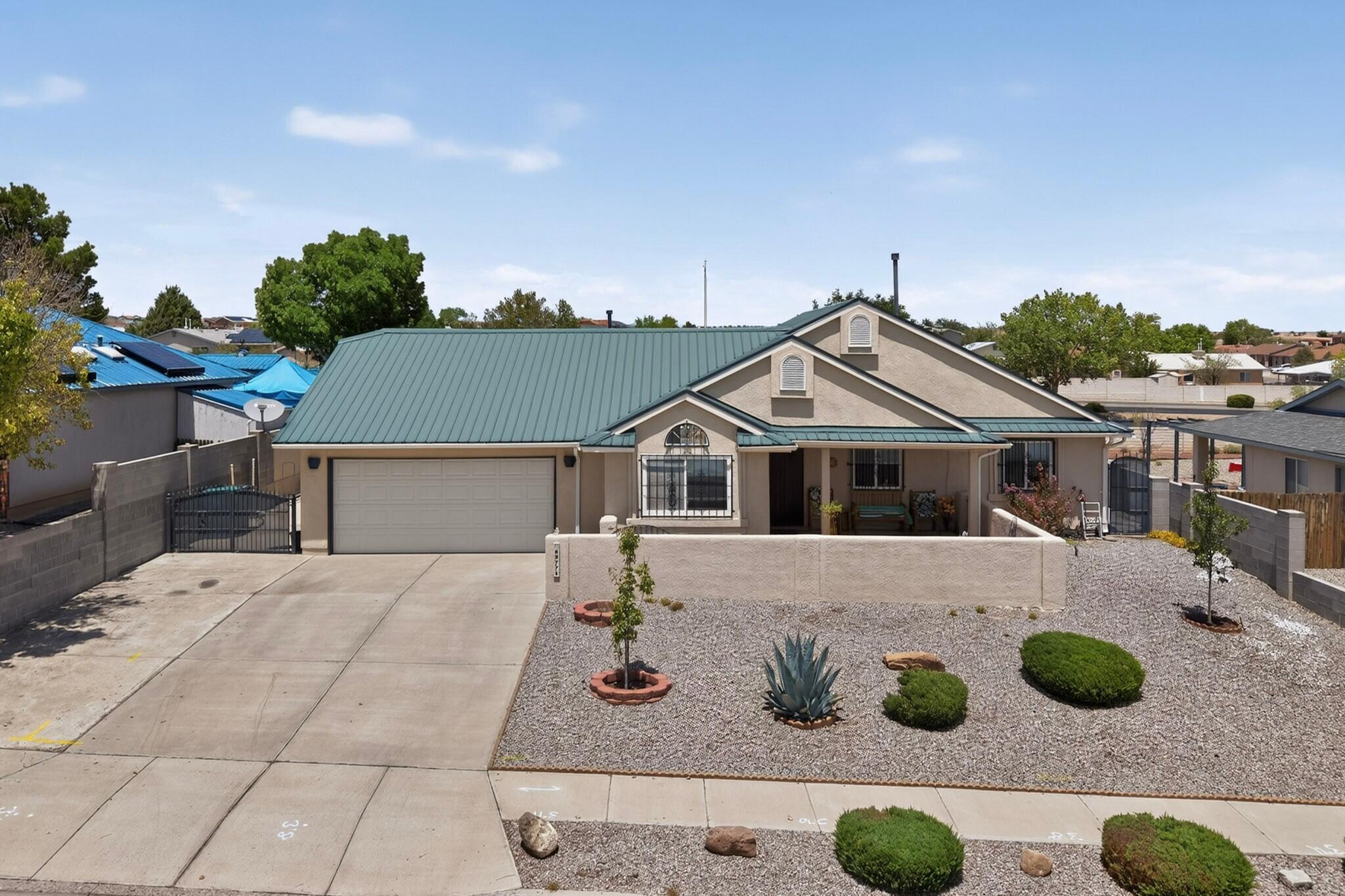 6977 Albany Hills Drive NE