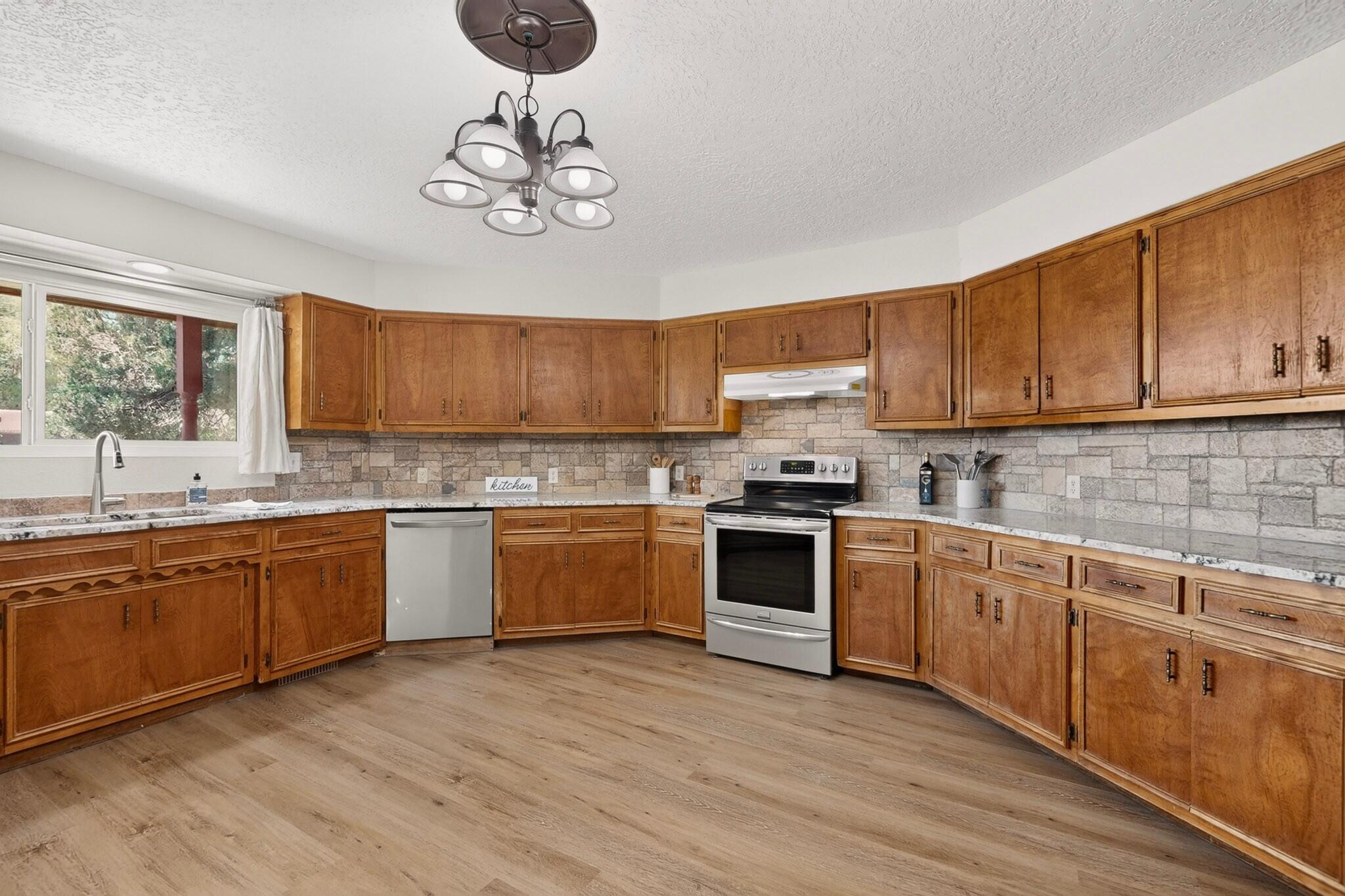 1110 Ranchero Road