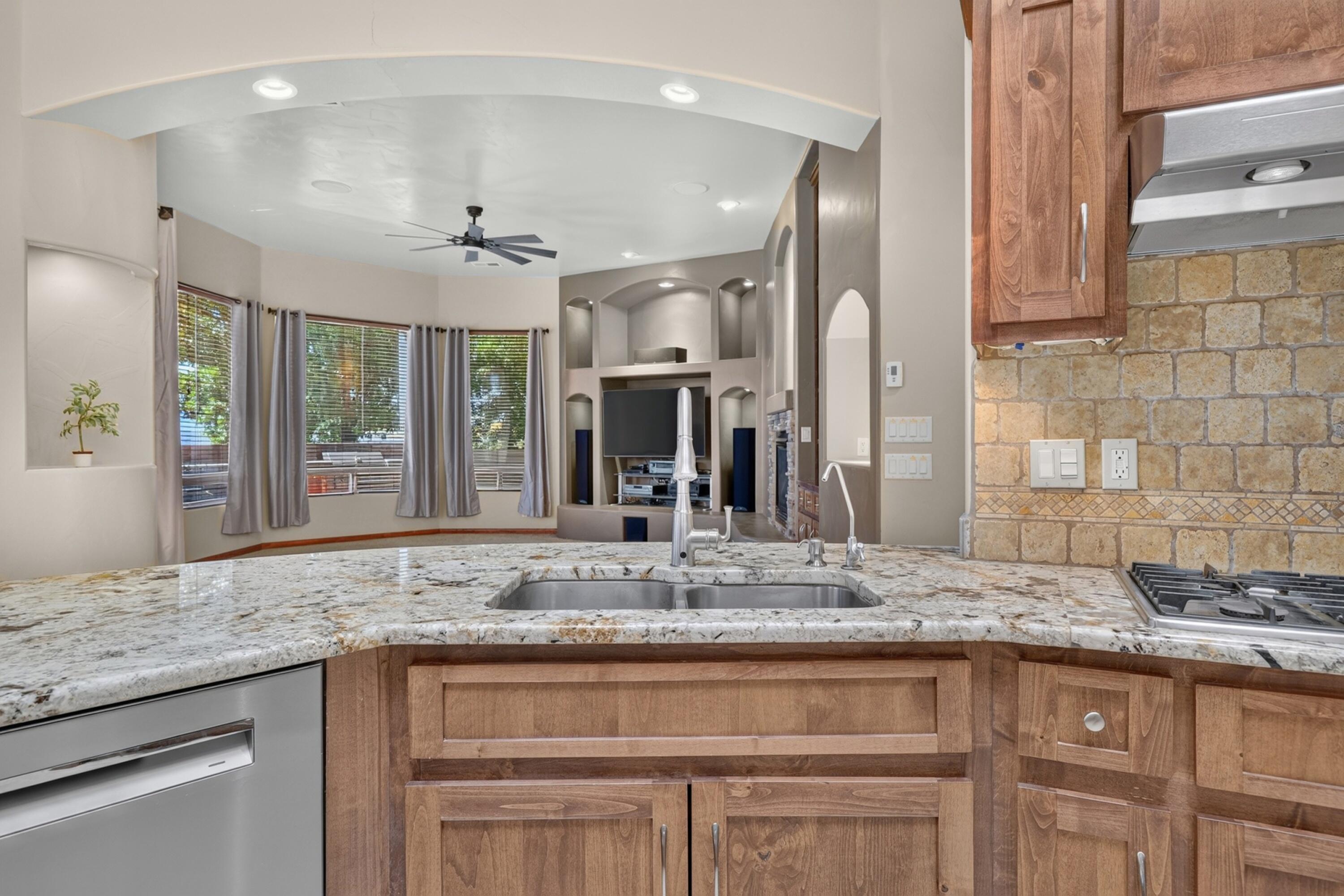 2624 Saltillo Road NE