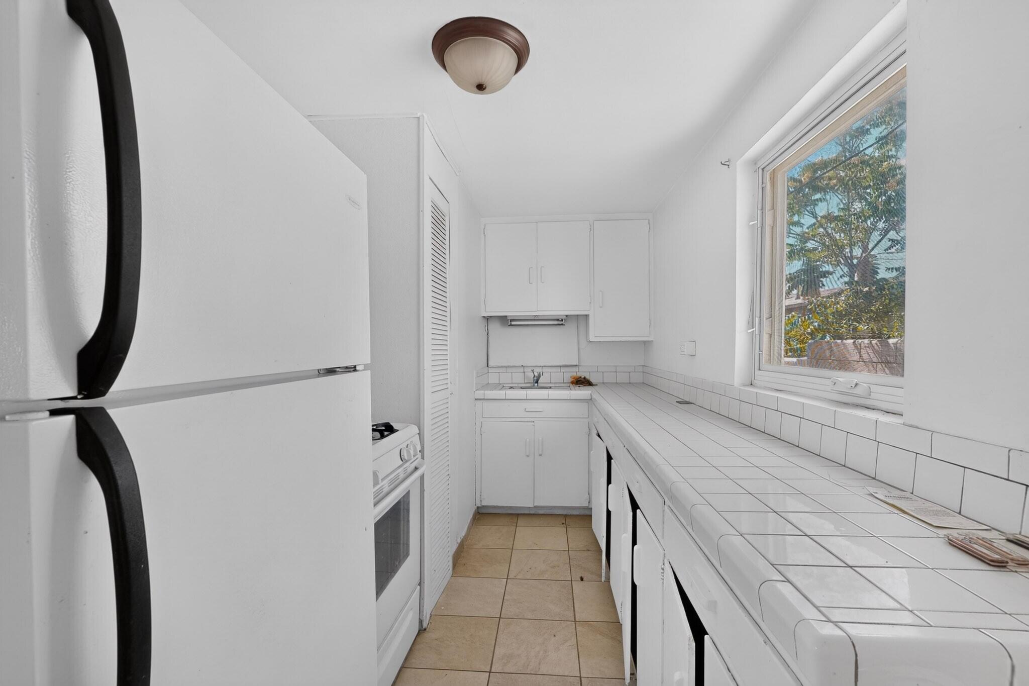 415 Vassar Drive SE