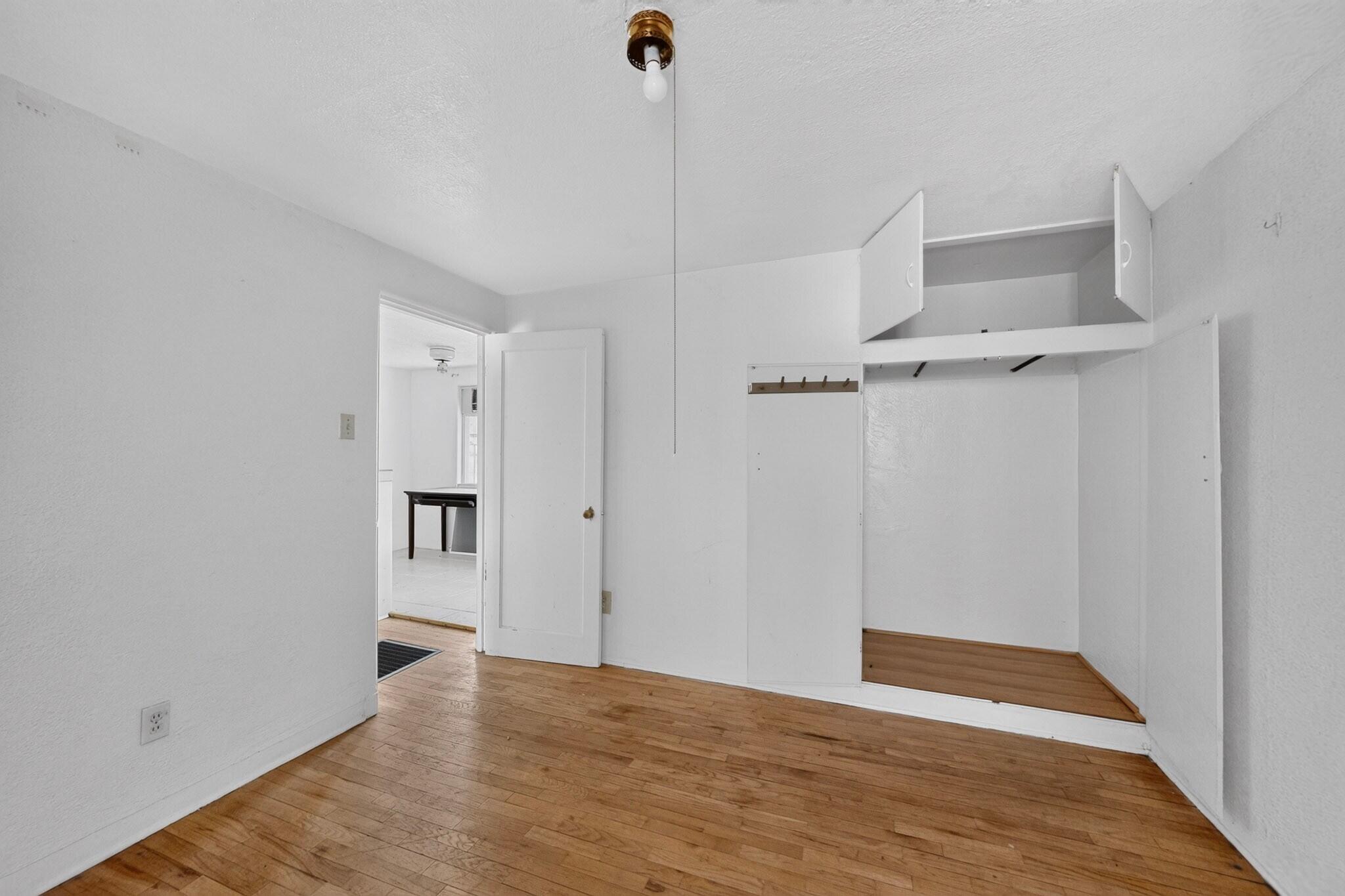 415 Vassar Drive SE