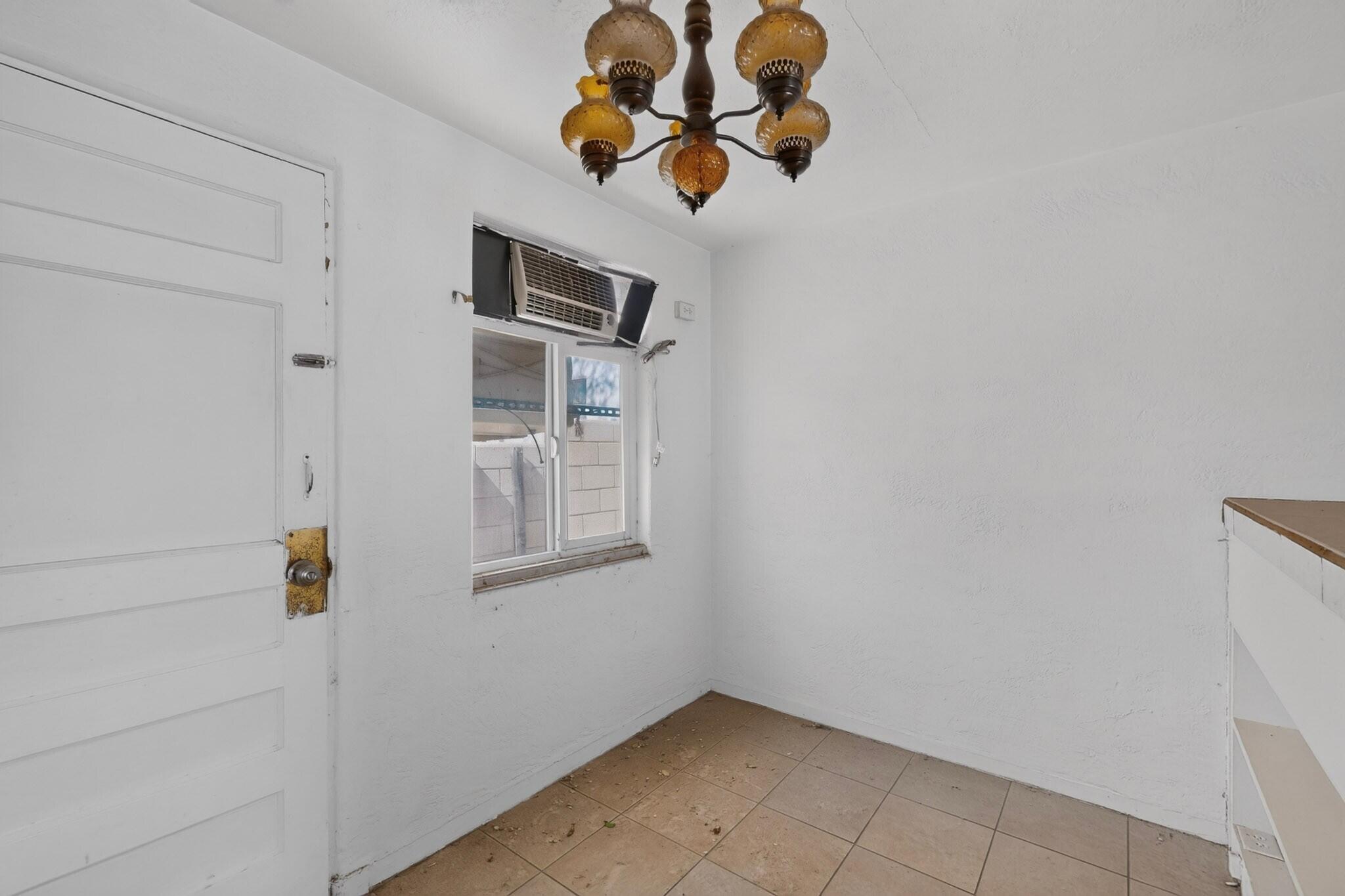 415 Vassar Drive SE