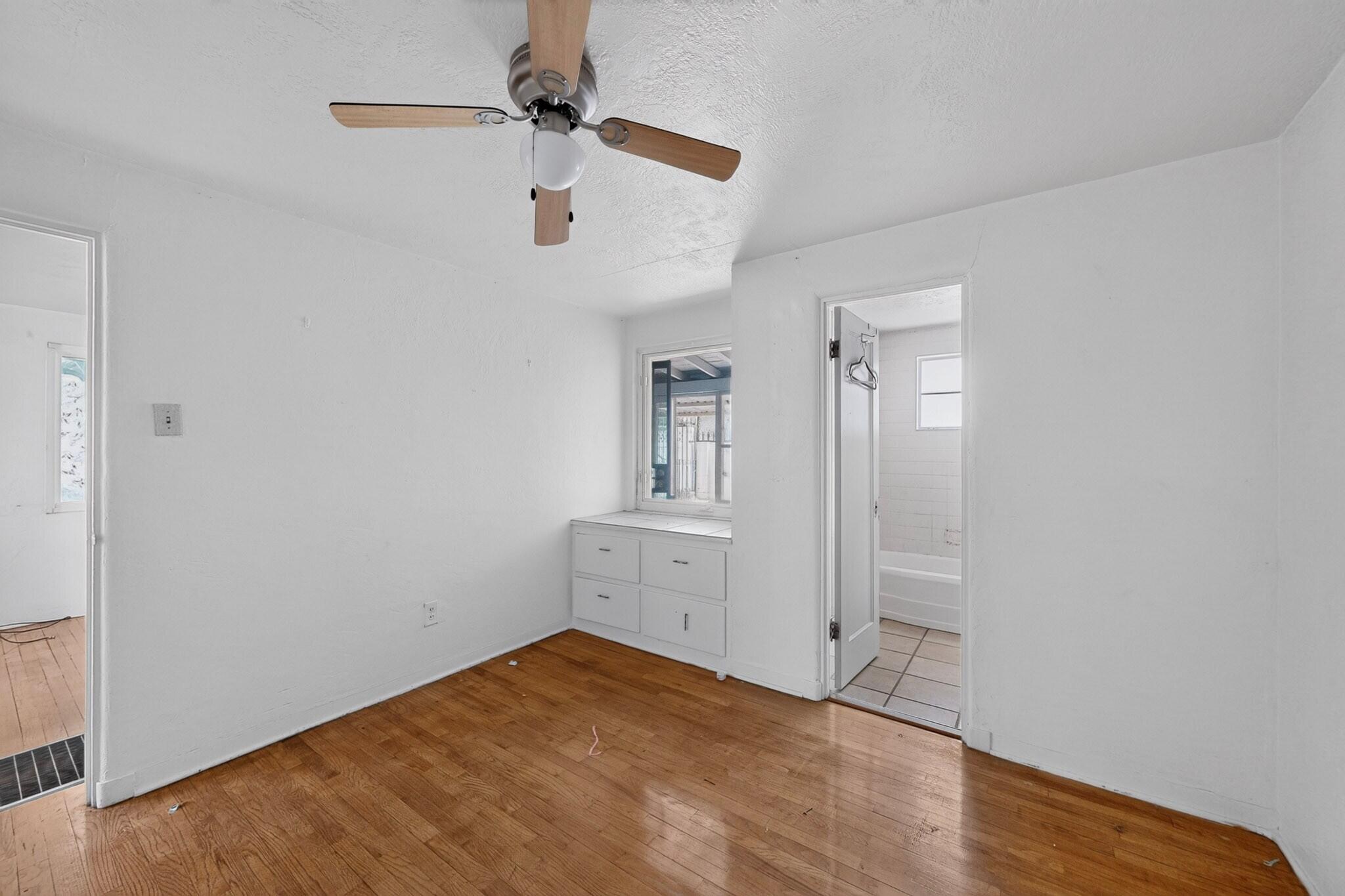415 Vassar Drive SE
