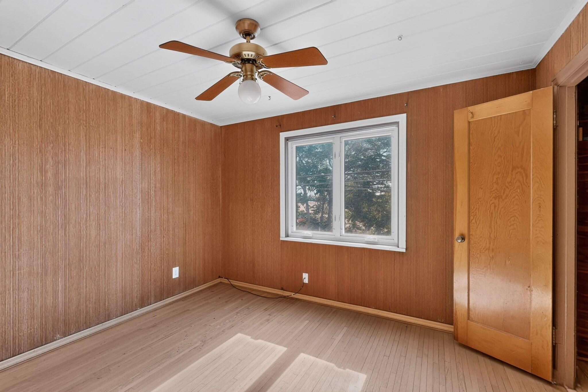 415 Vassar Drive SE