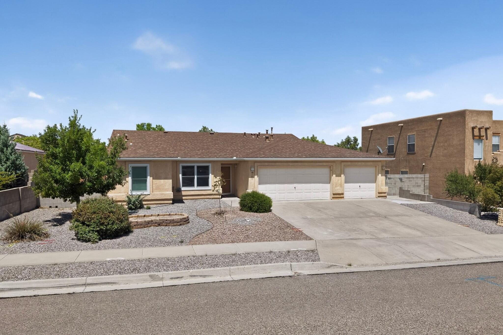 6161 Chaco Canyon Drive NE